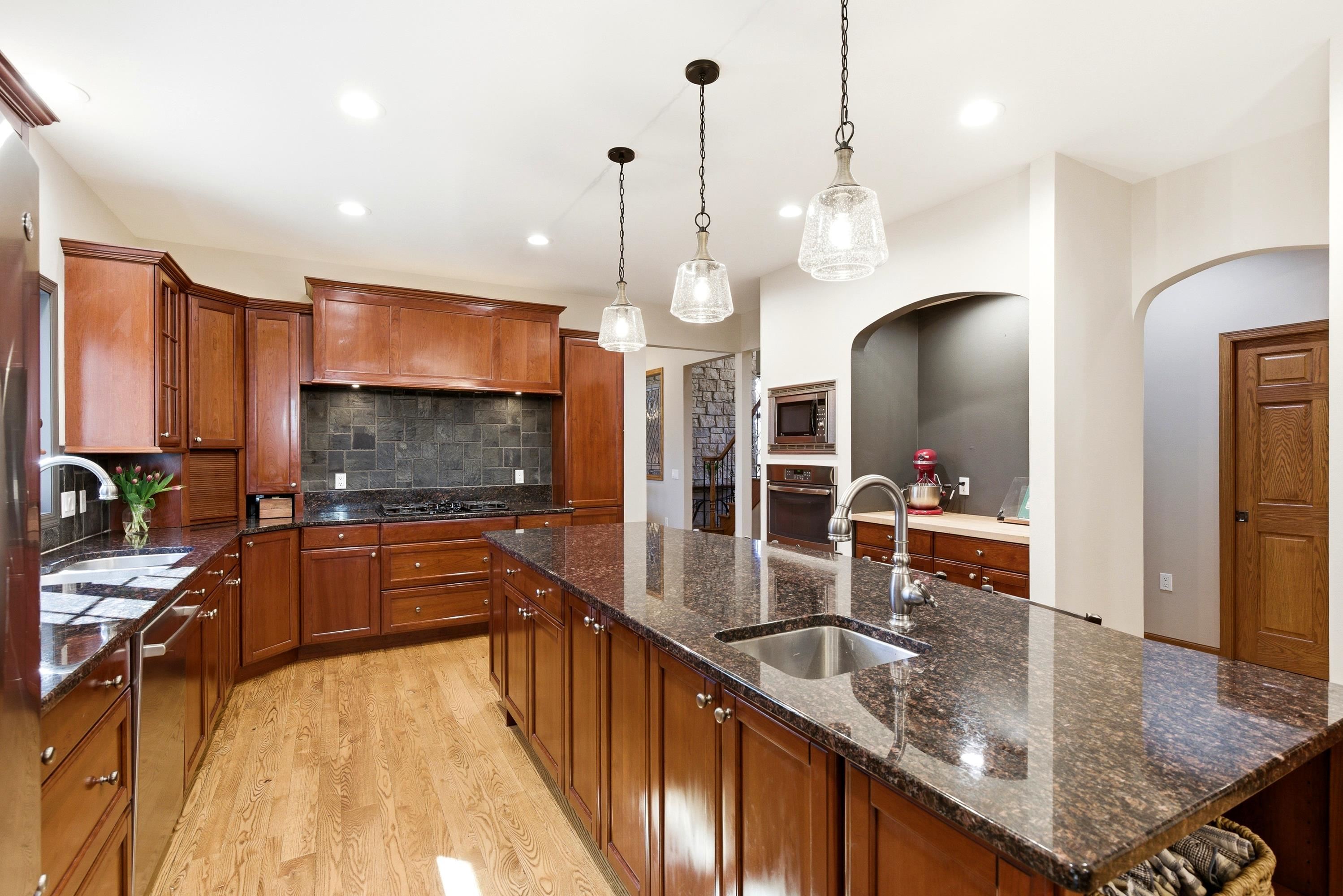 1005 Stonebriar Drive