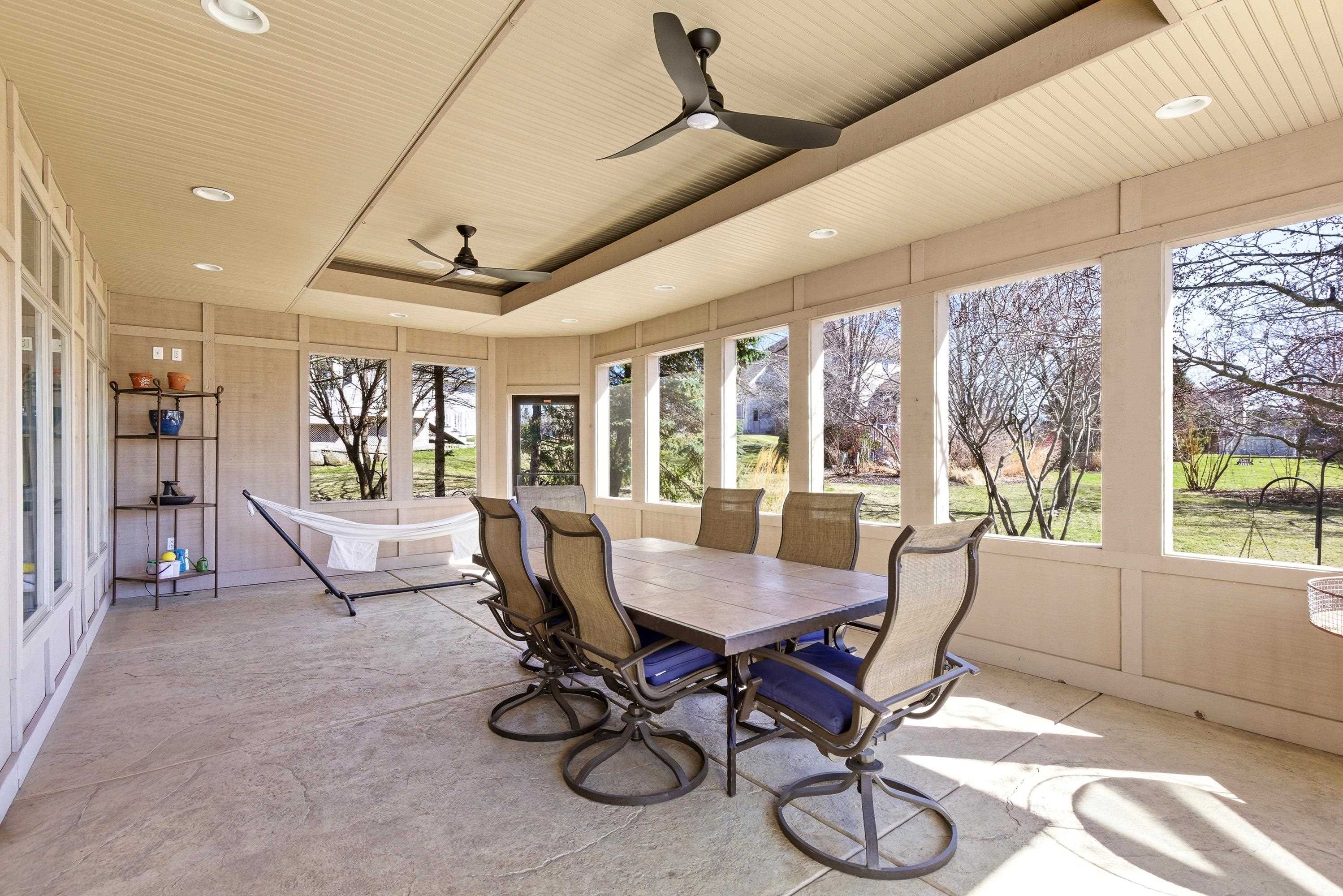 1005 Stonebriar Drive