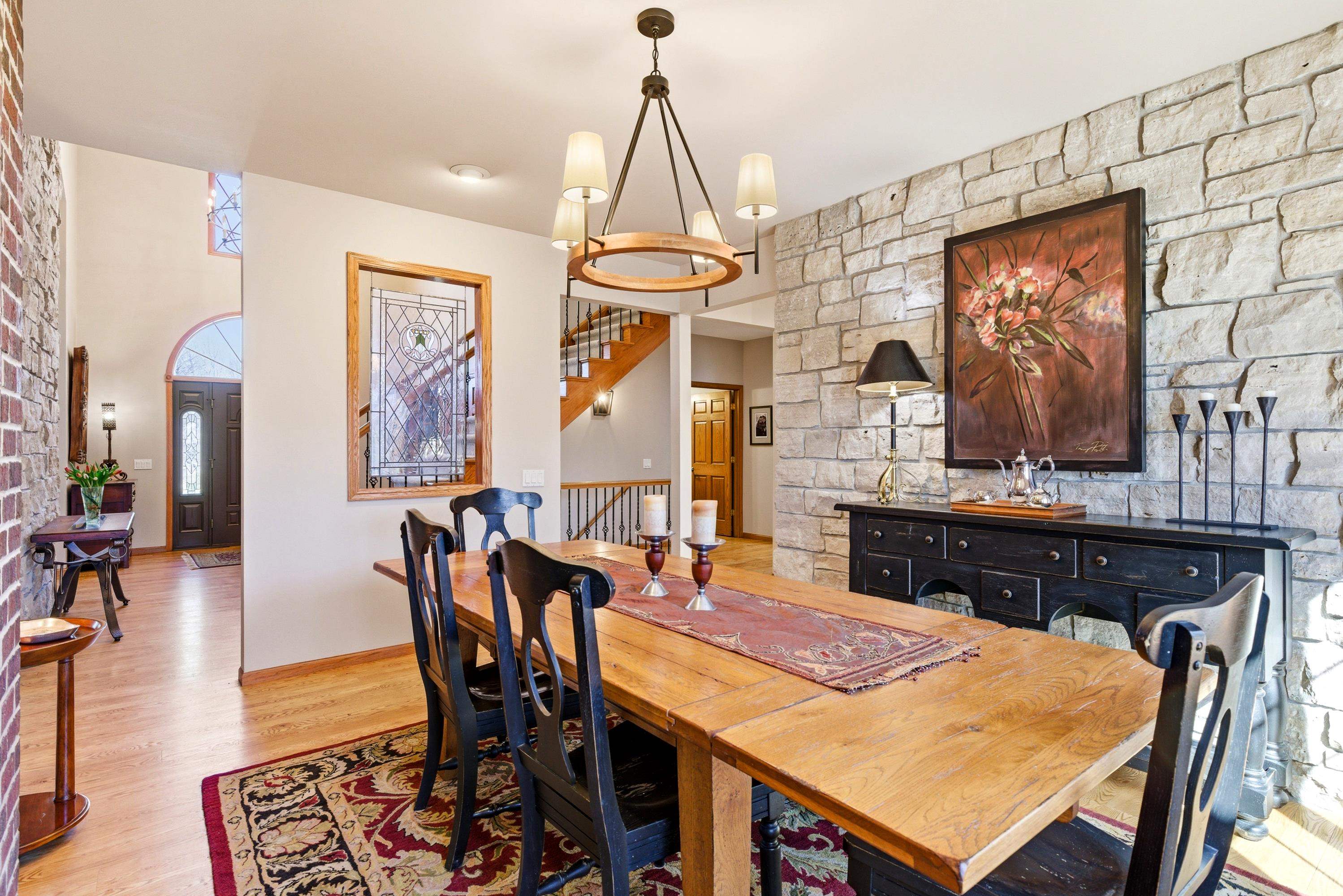 1005 Stonebriar Drive