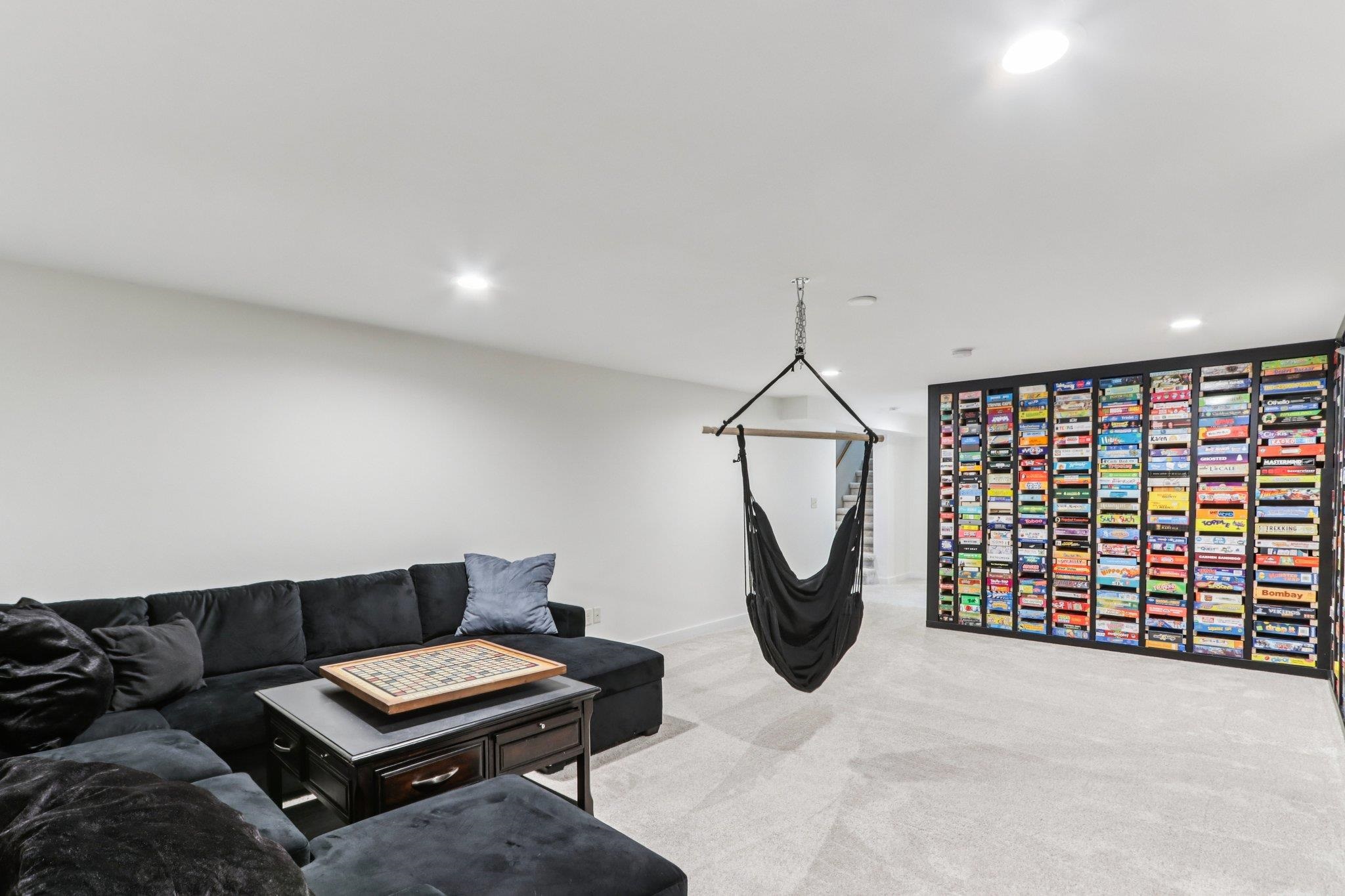 1603 Chapin Lane
