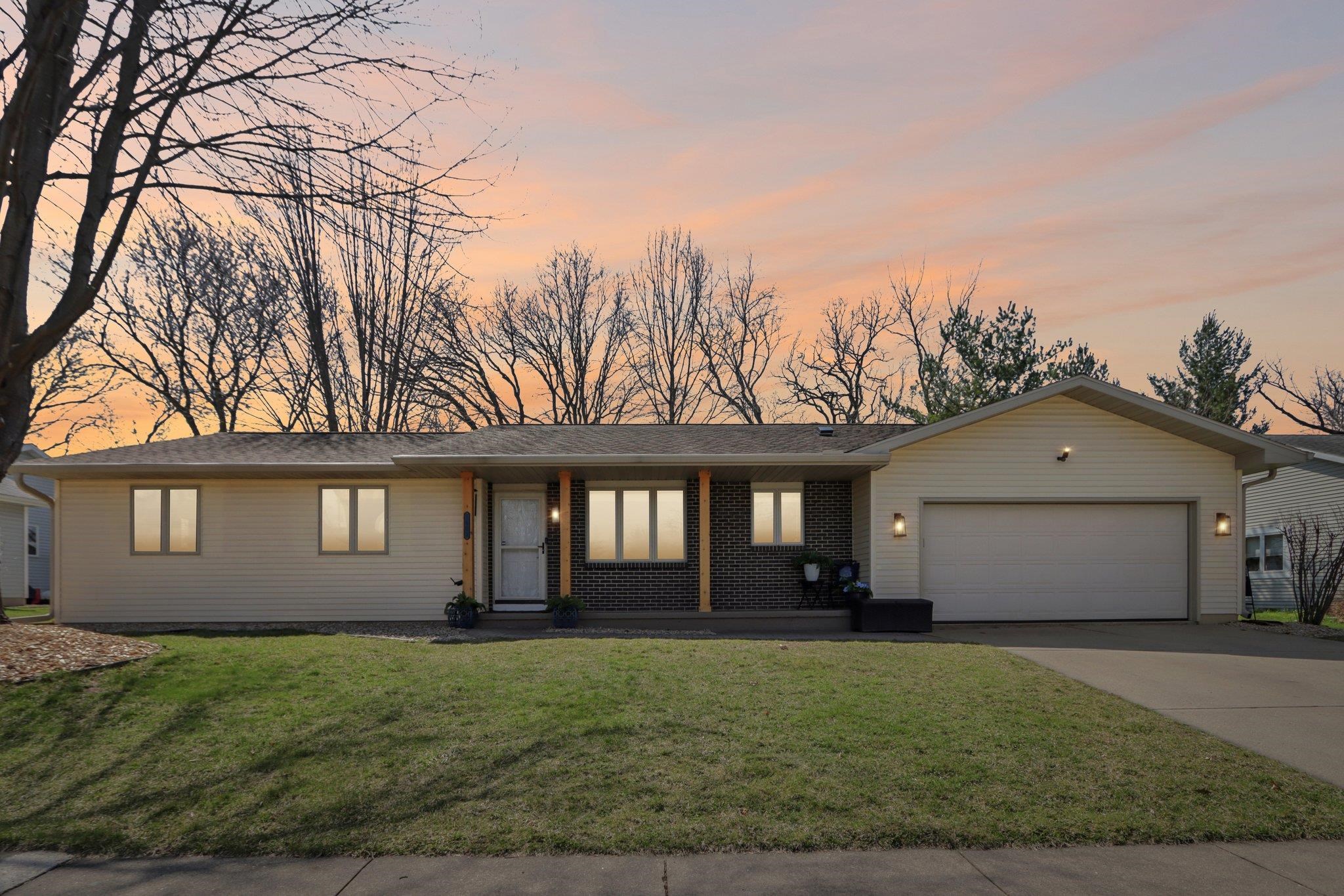 1603 Chapin Lane