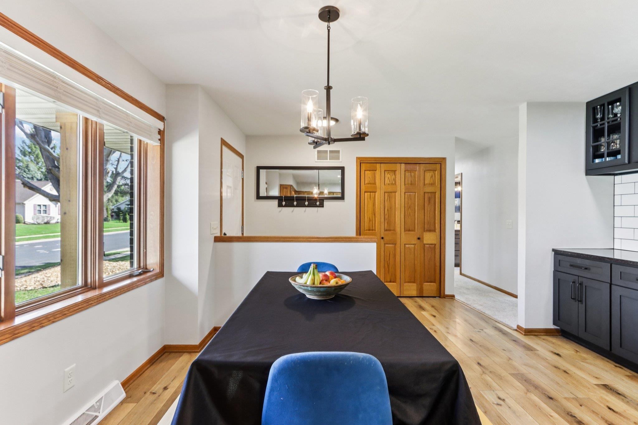 1603 Chapin Lane