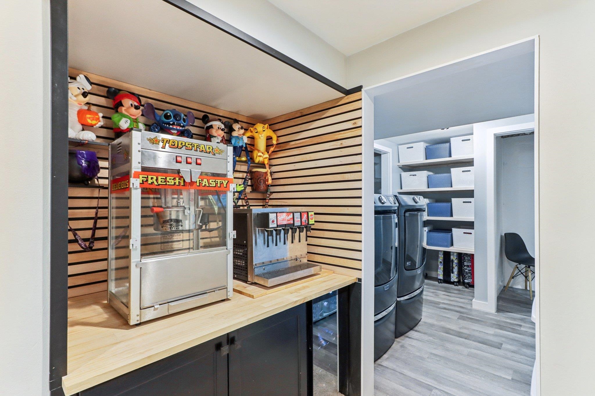 1603 Chapin Lane