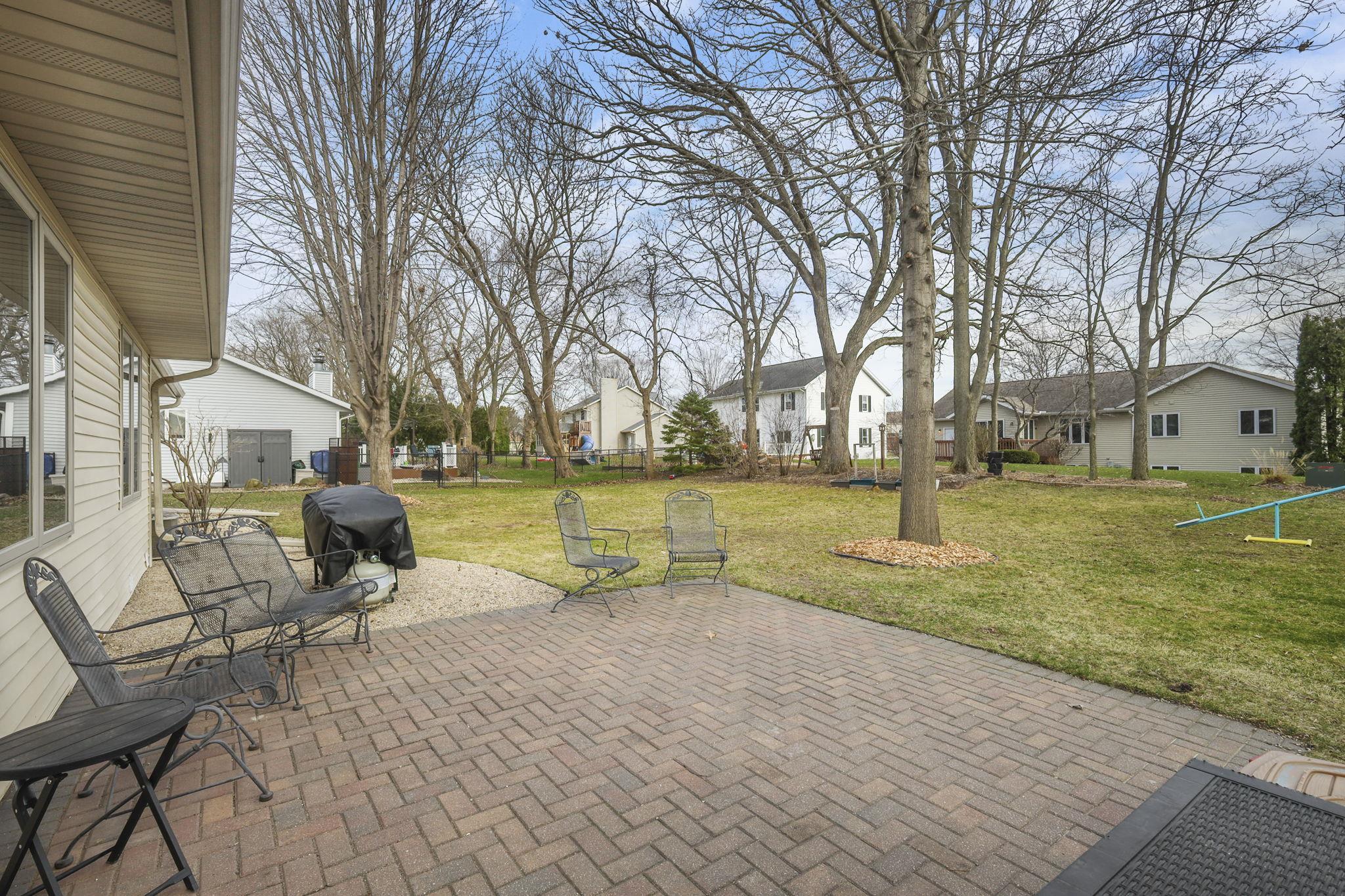 1603 Chapin Lane