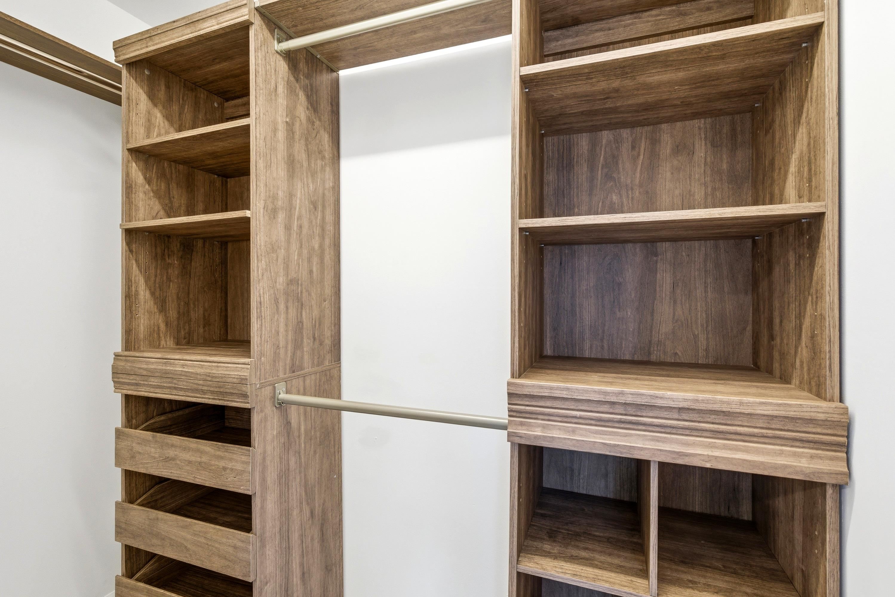 3282 Stonecreek Drive