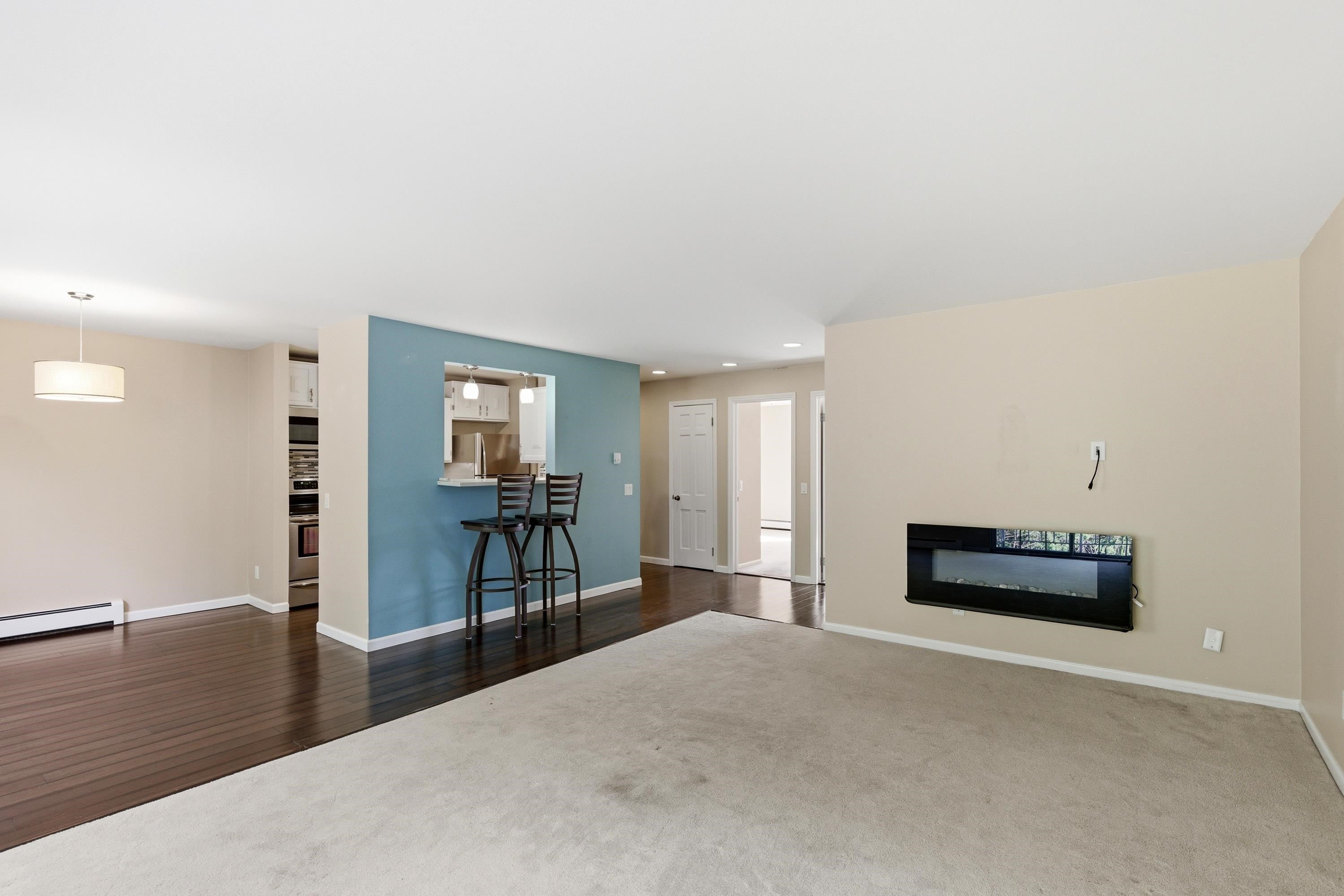 2140 Allen Boulevard 3