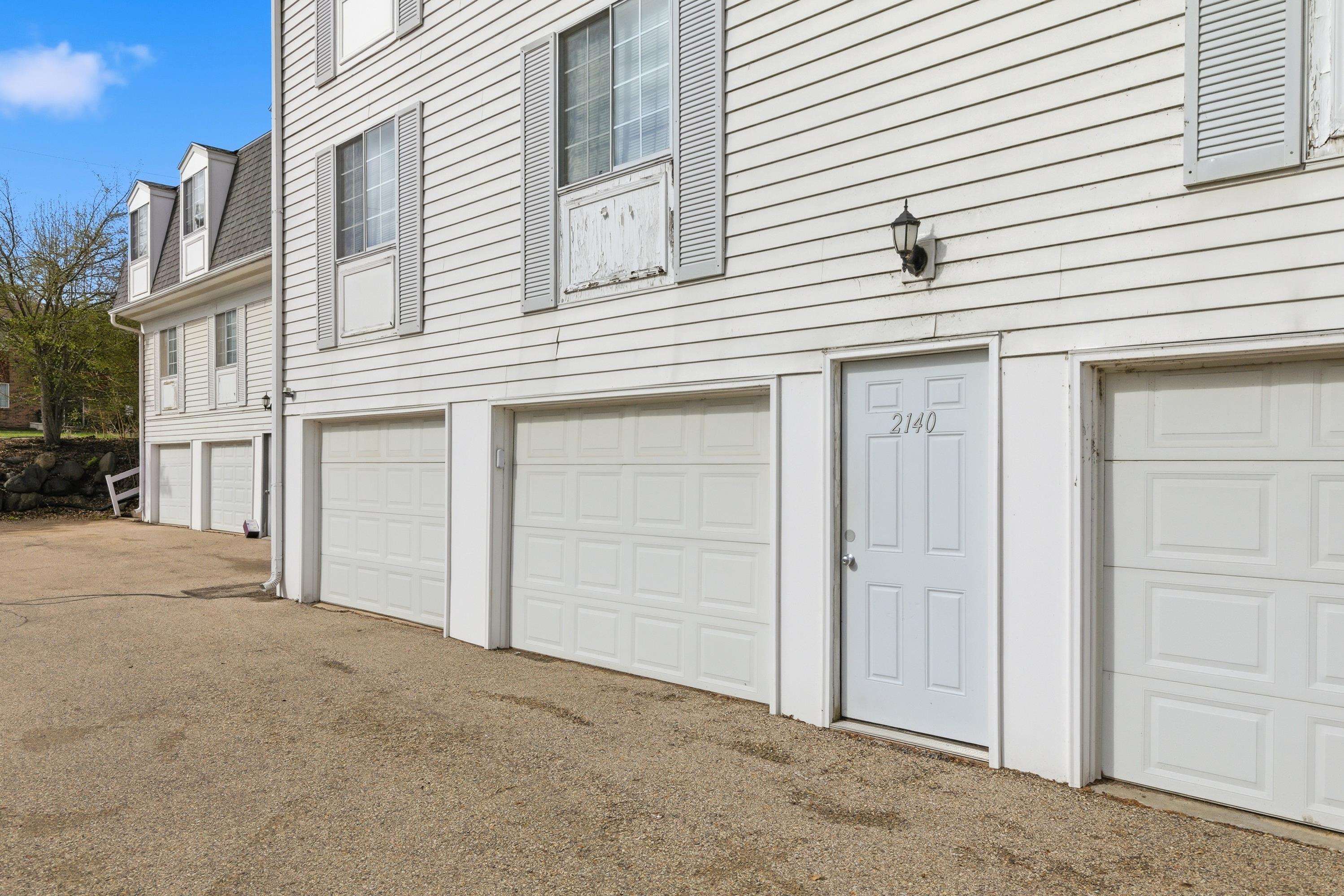 2140 Allen Boulevard 3