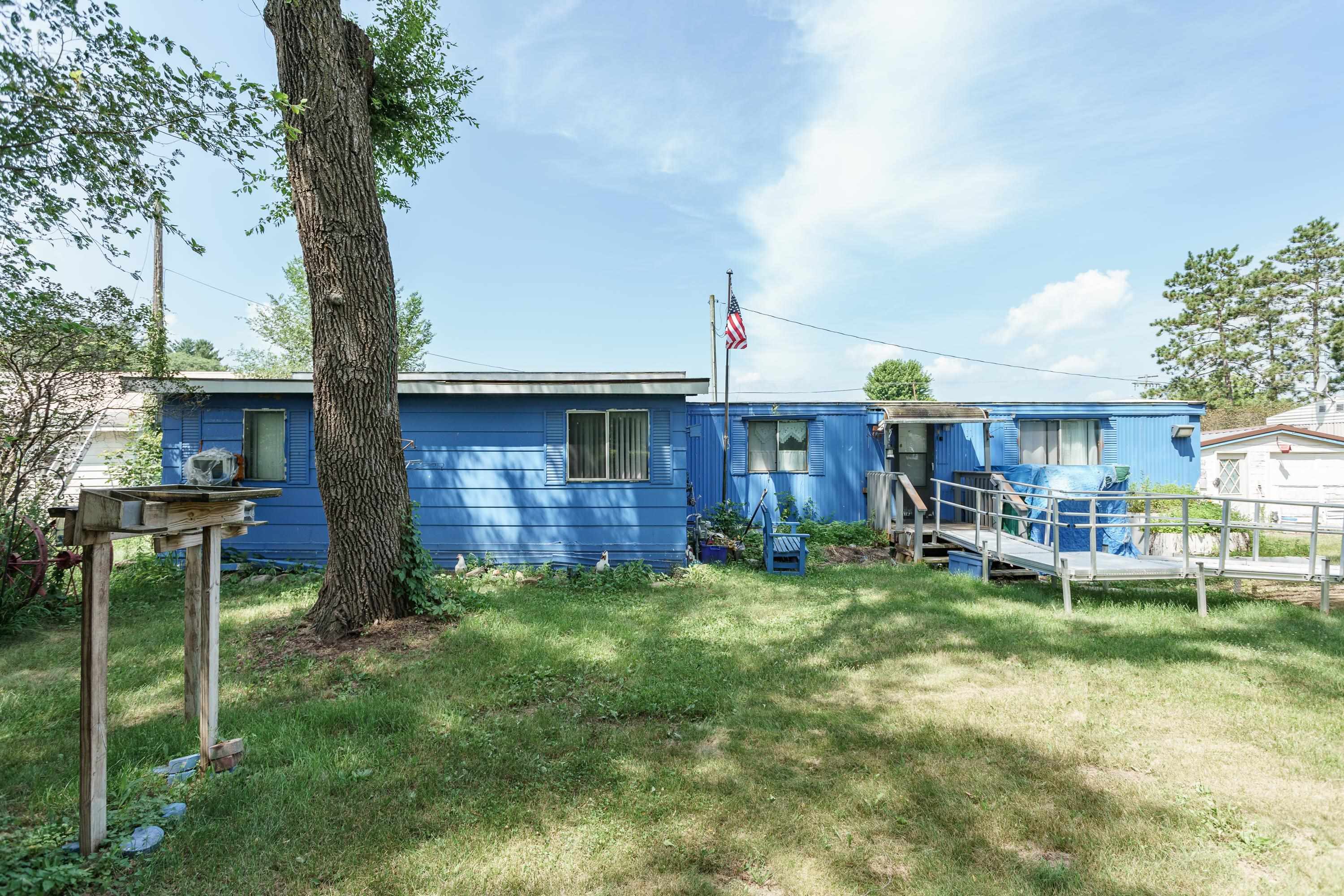 407 E Prairie Street