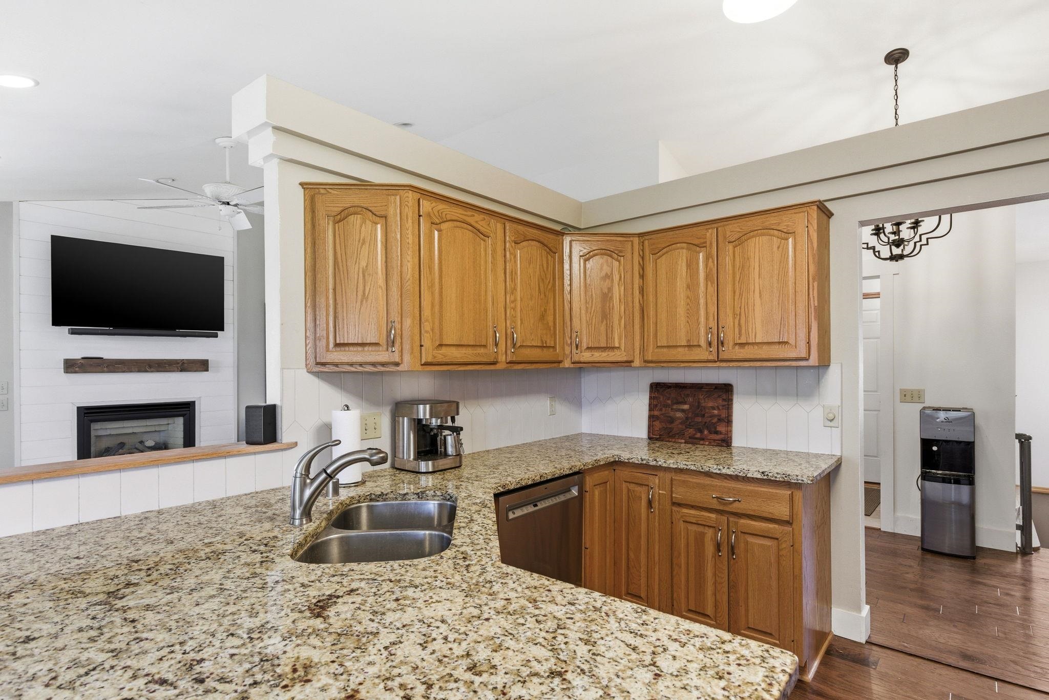 451 Oakwood Drive