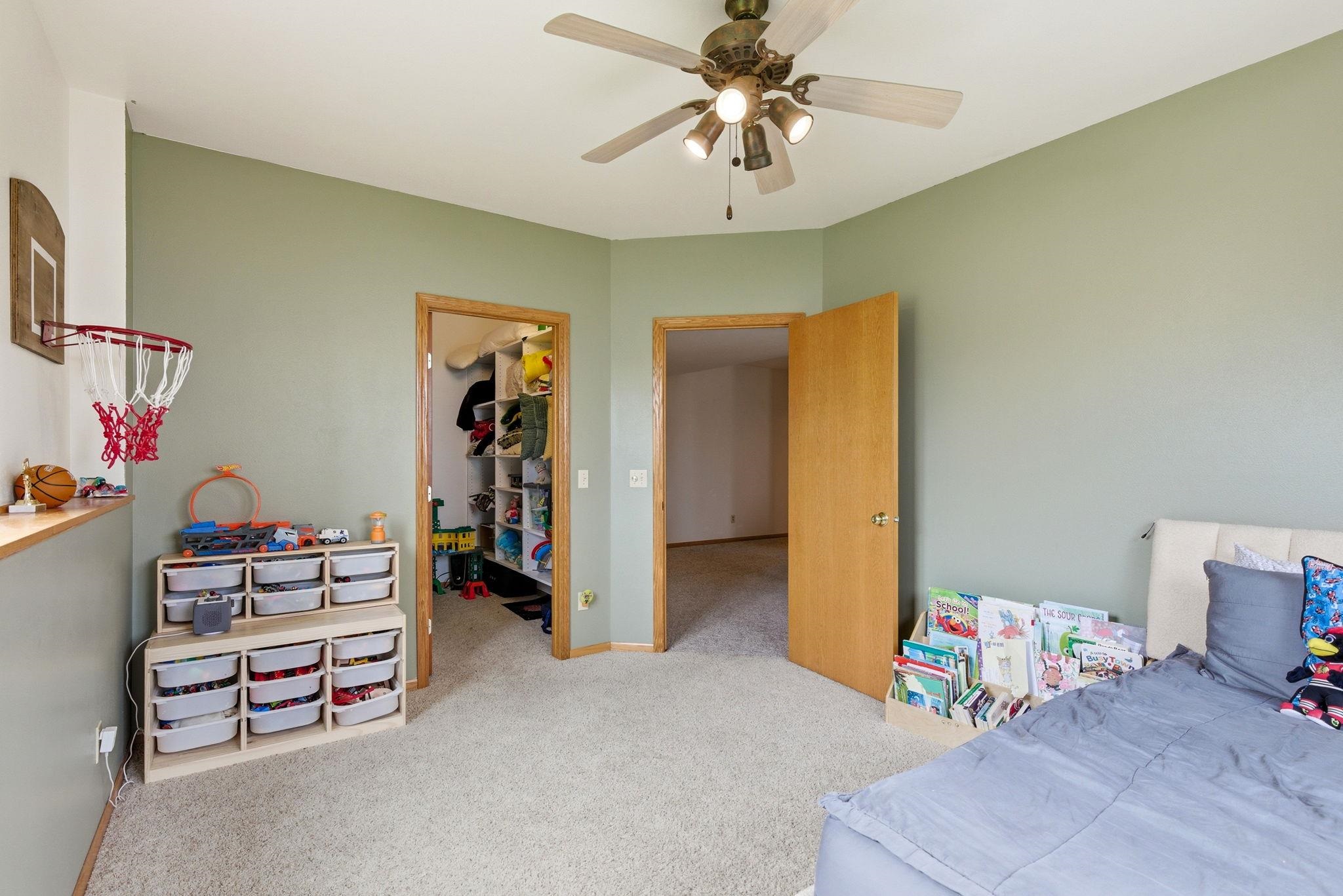 451 Oakwood Drive