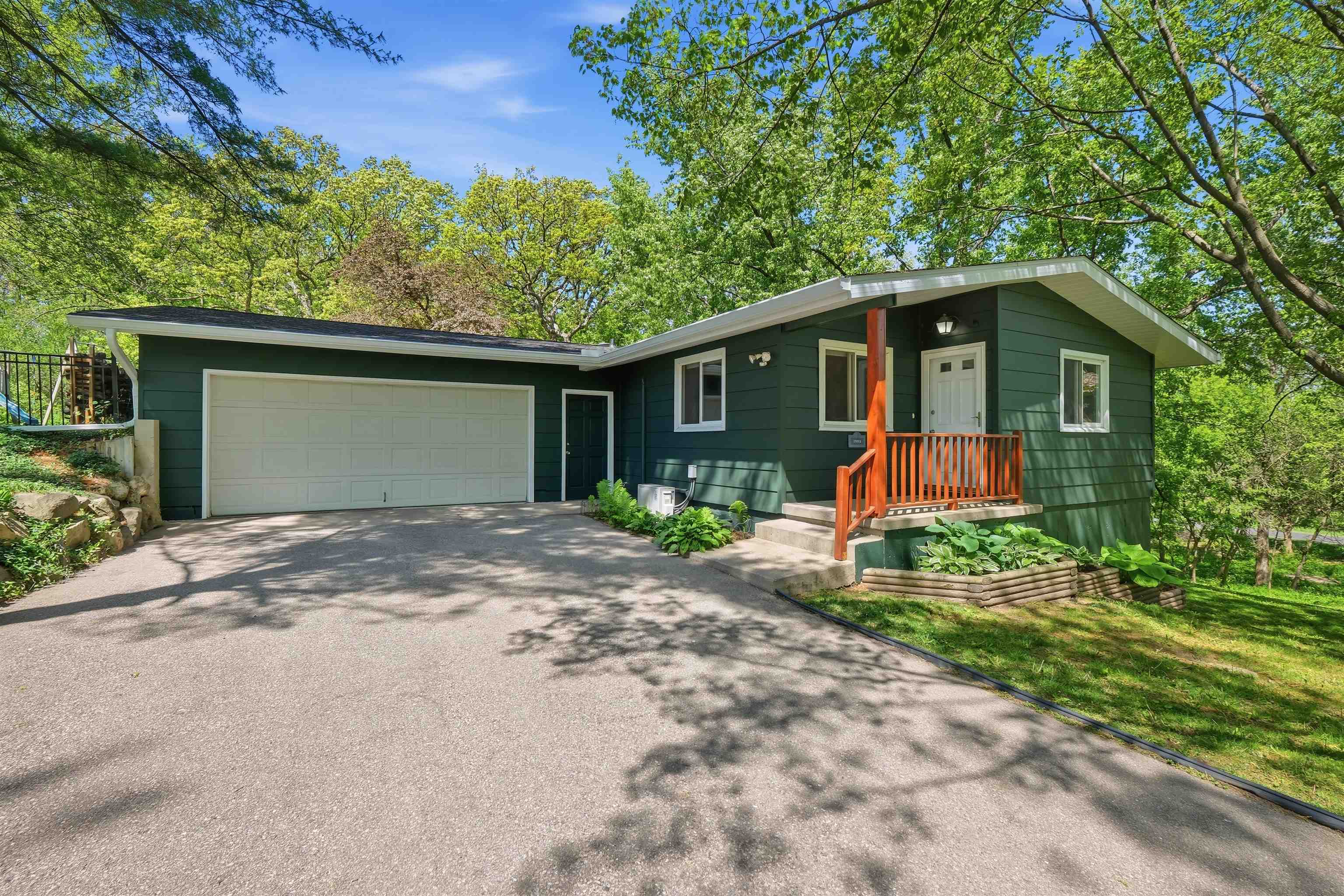 1803 Dunnwood Way