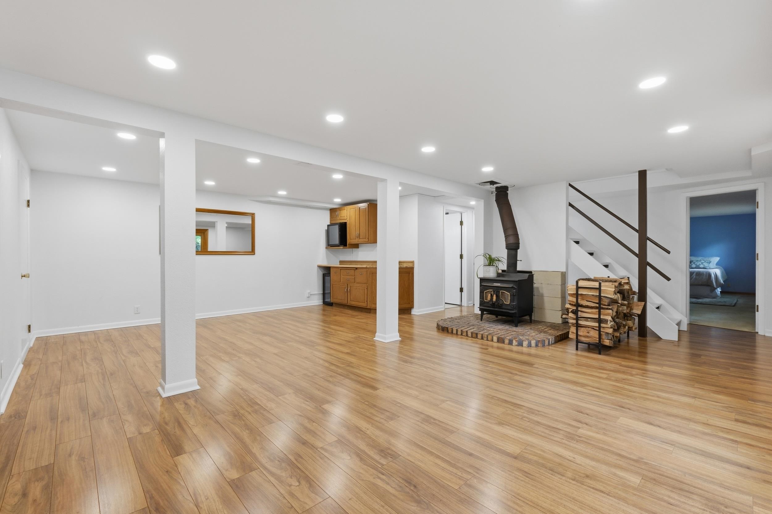 1803 Dunnwood Way