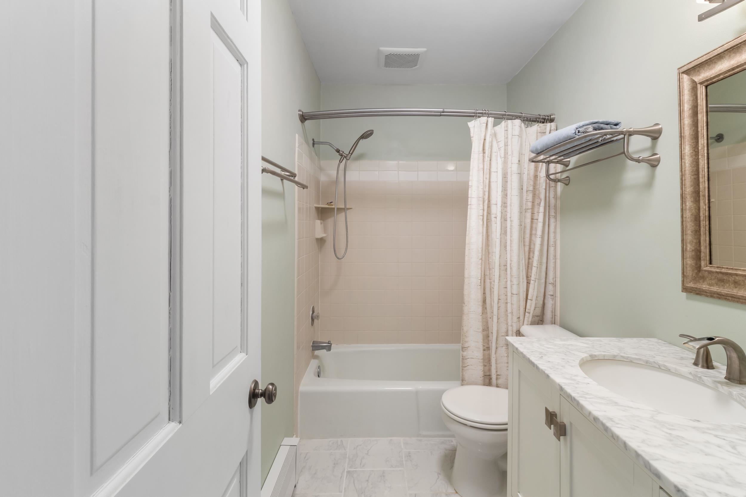 2156 Allen Boulevard Unit: 1