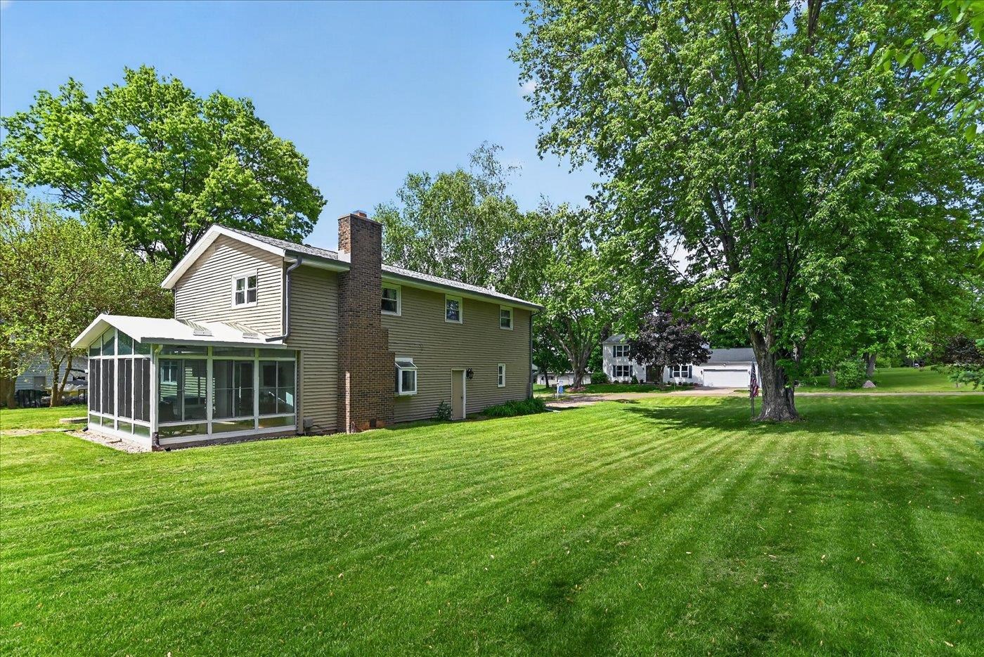 3795 Sunhill Drive