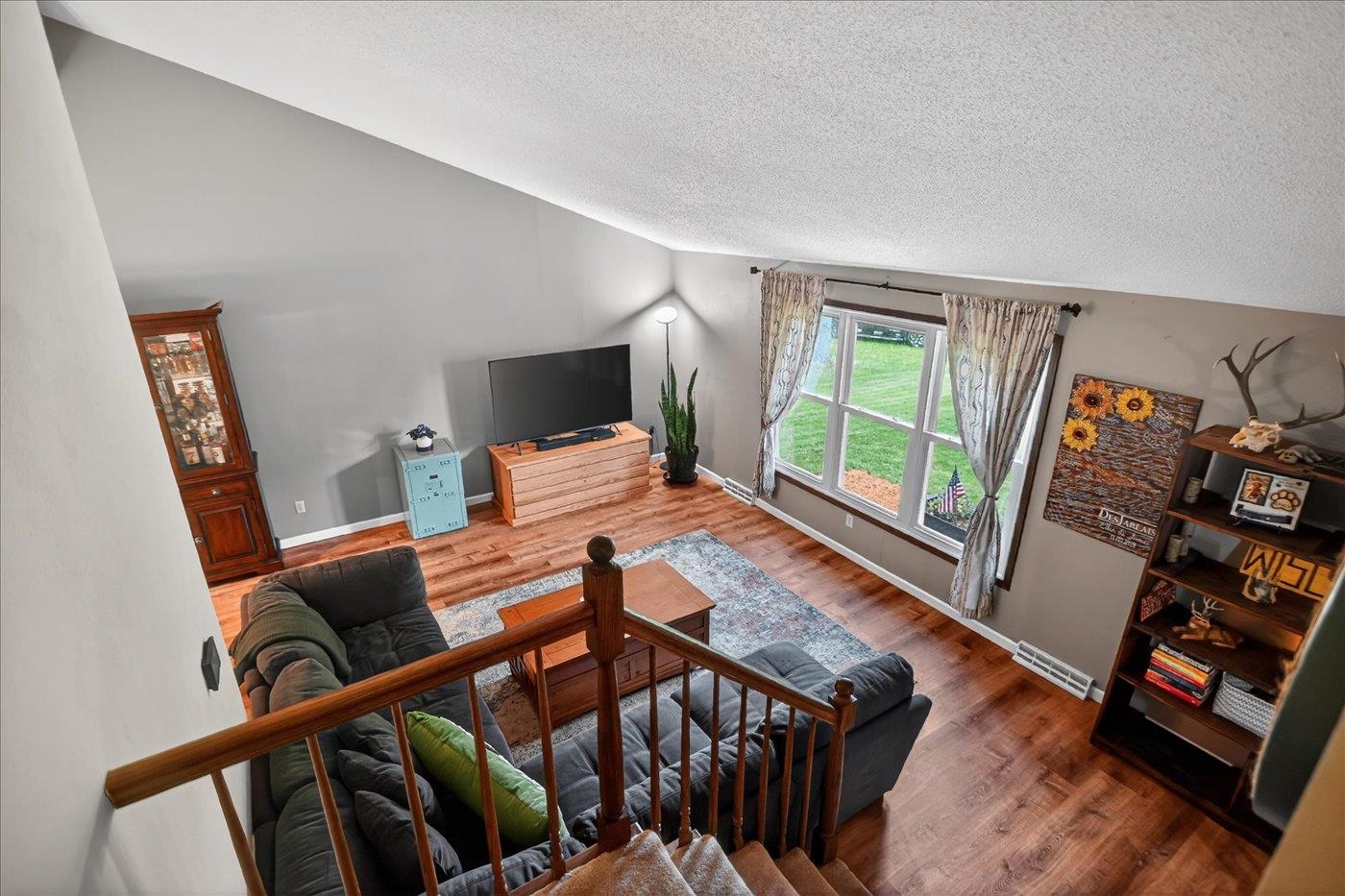 3795 Sunhill Drive