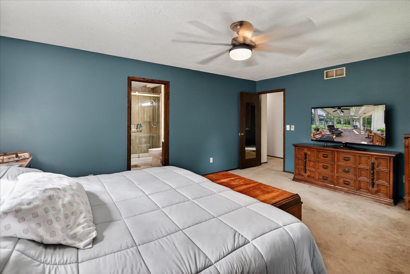 3795 Sunhill Drive