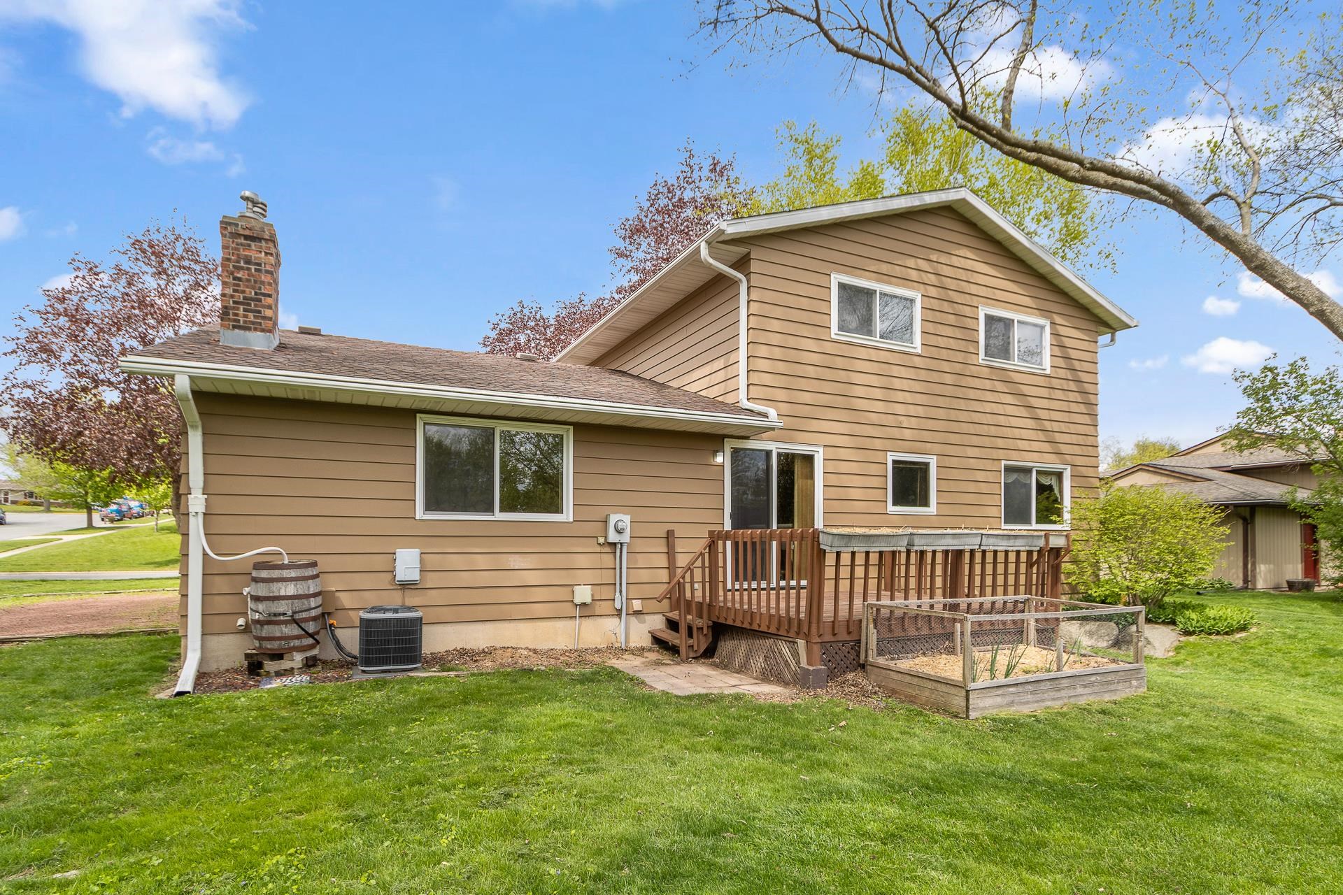 7109 Friendship Lane