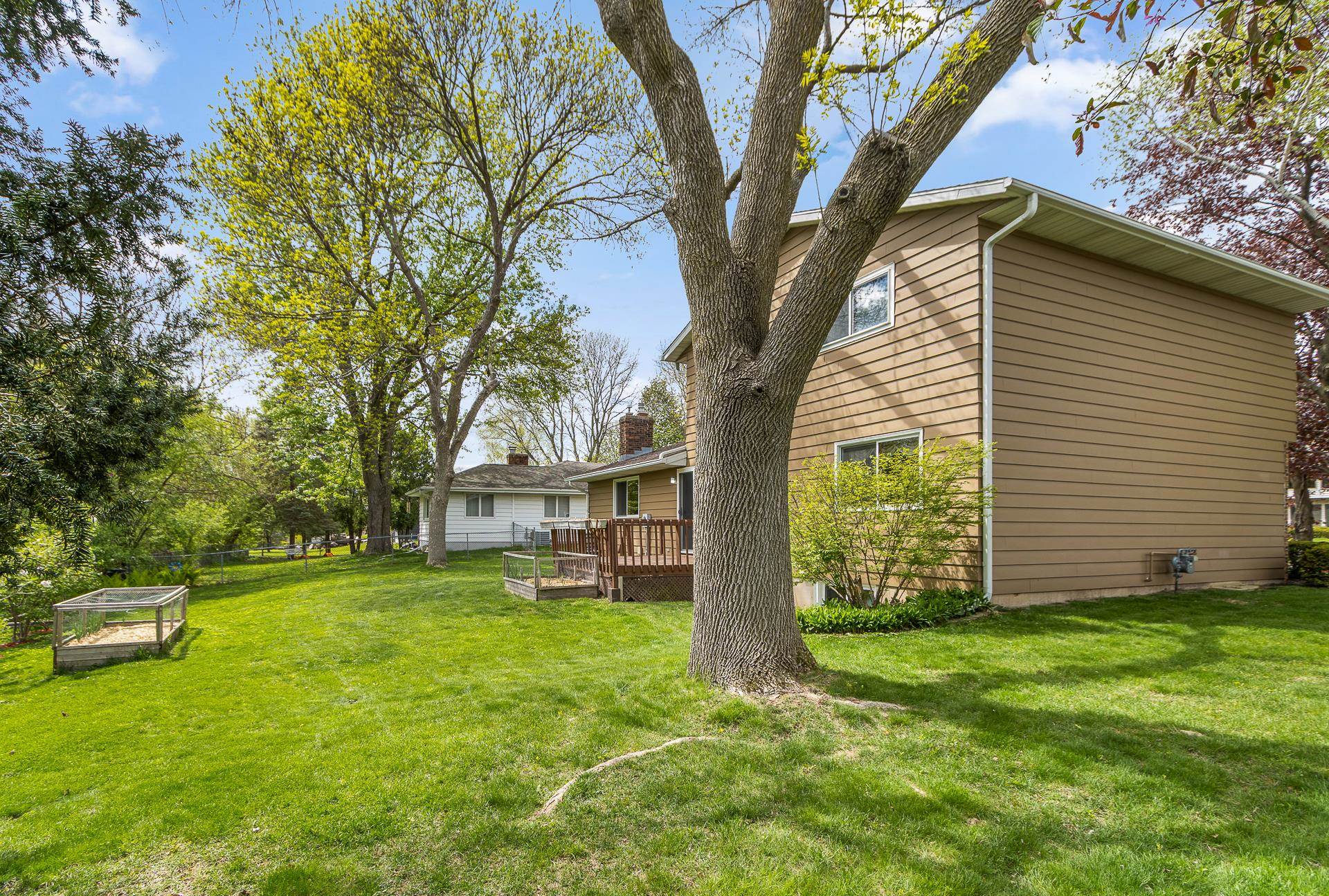 7109 Friendship Lane