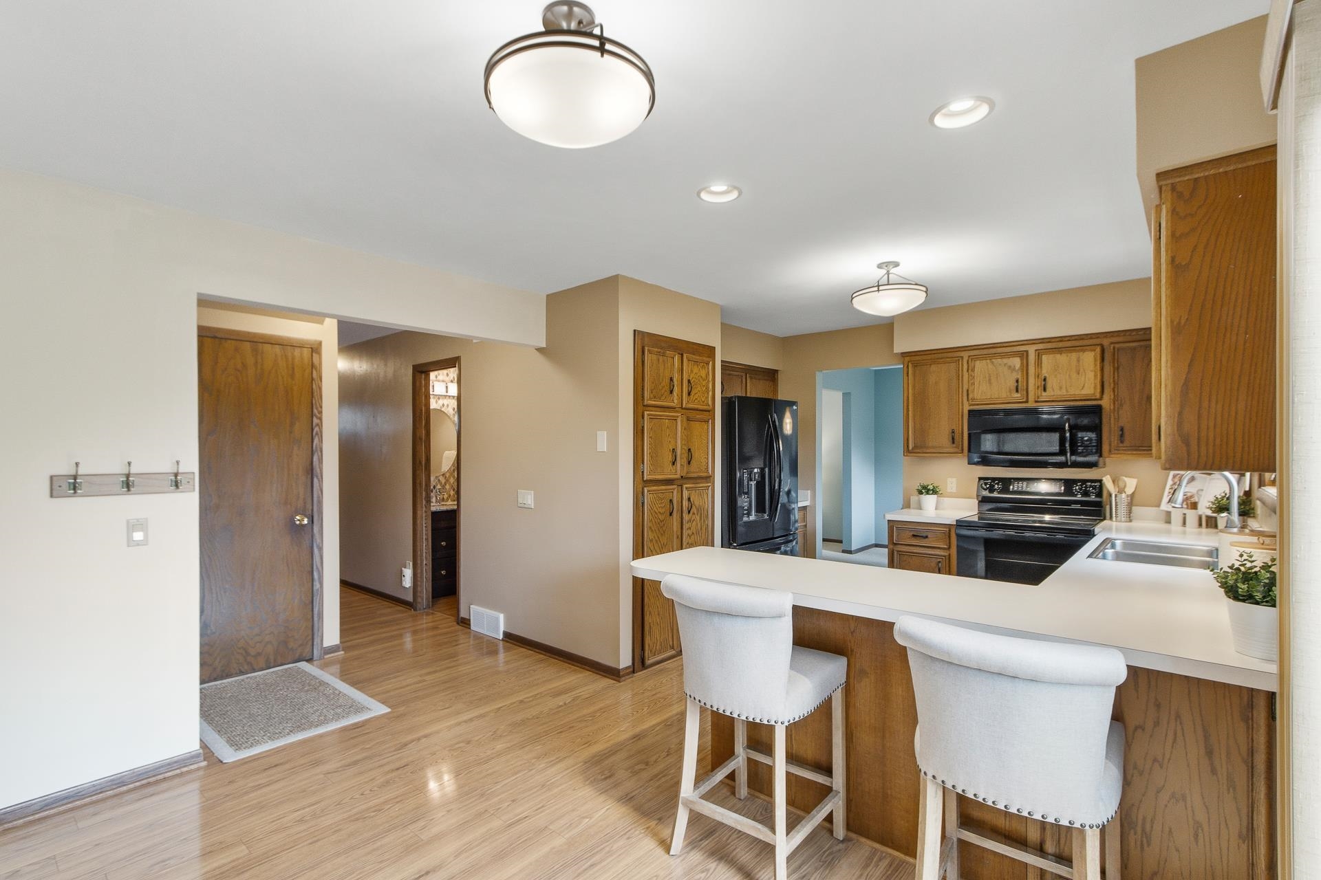 7109 Friendship Lane