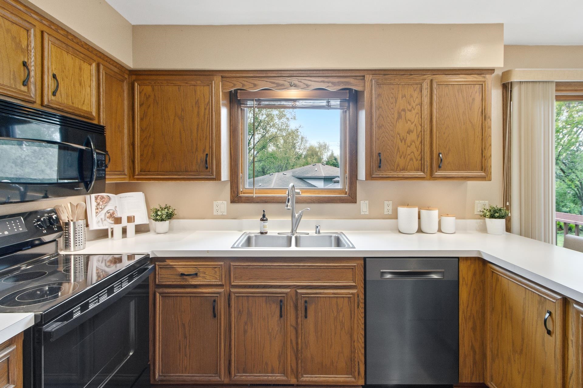 7109 Friendship Lane