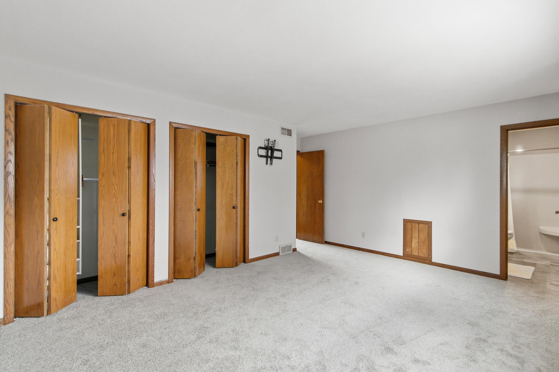 7109 Friendship Lane