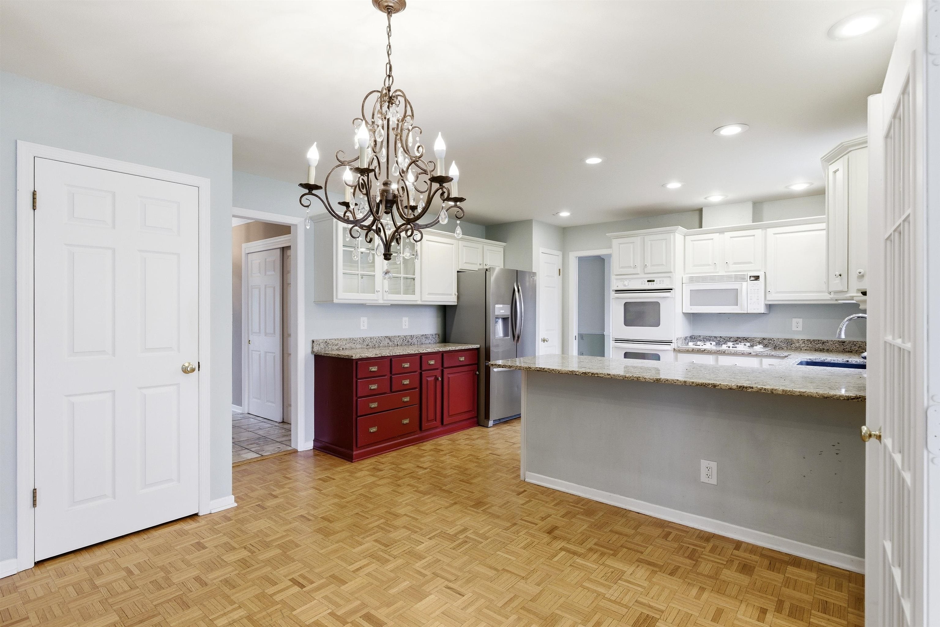 1542 Comanche Glen