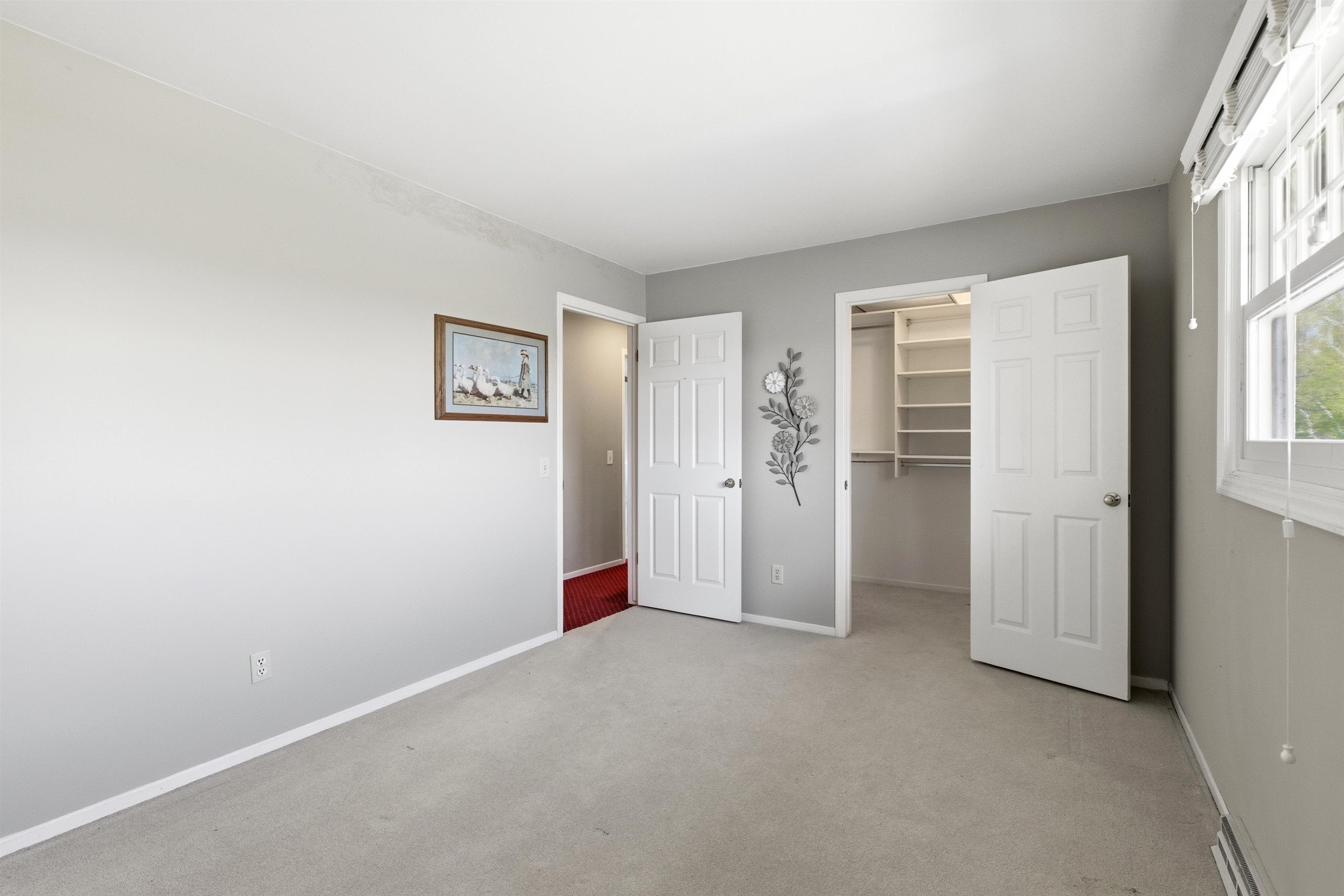 1542 Comanche Glen