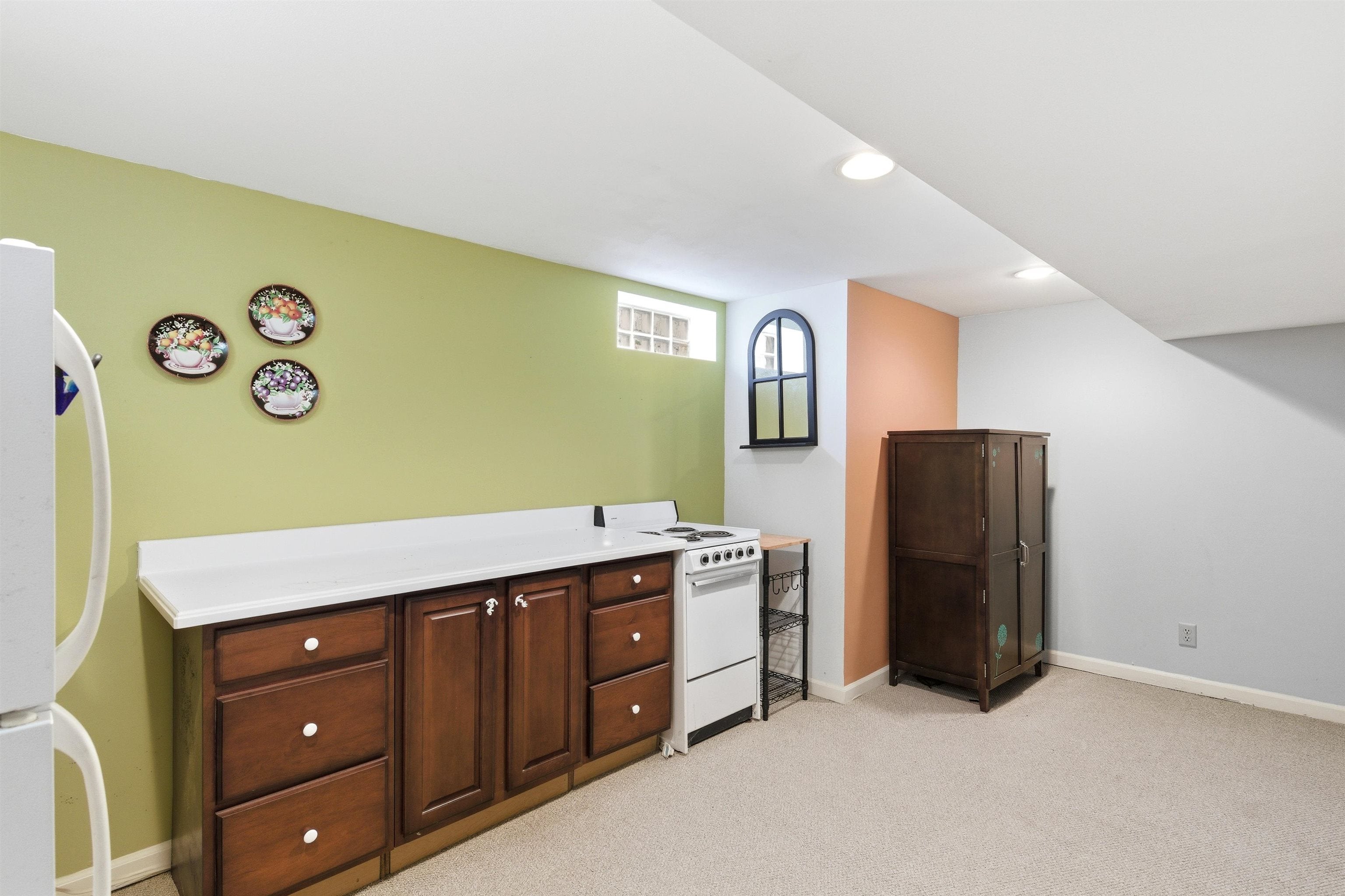 1542 Comanche Glen
