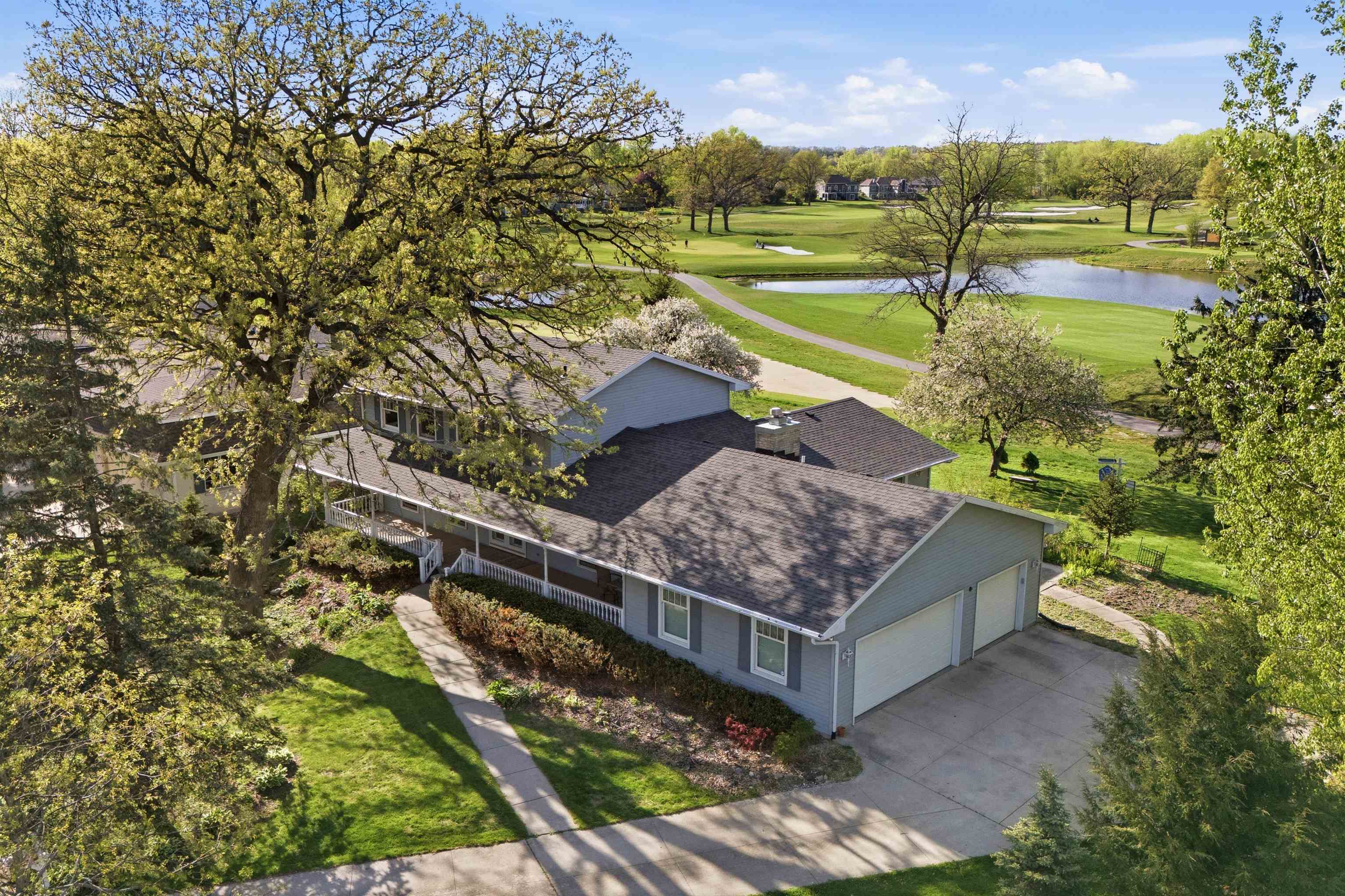 1542 Comanche Glen