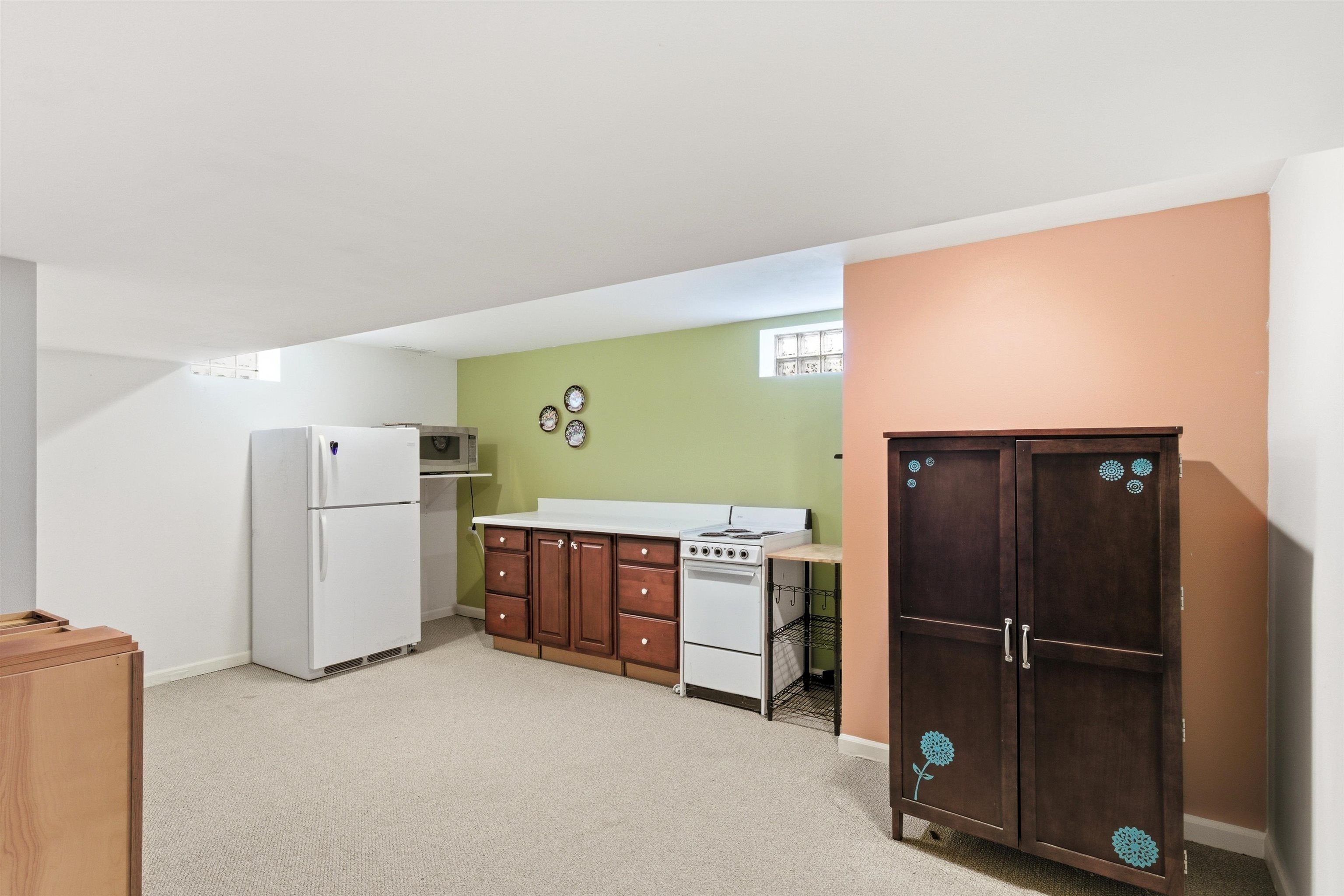 1542 Comanche Glen