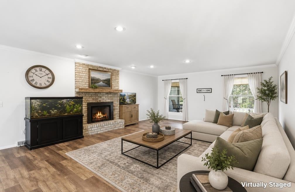 1542 Comanche Glen