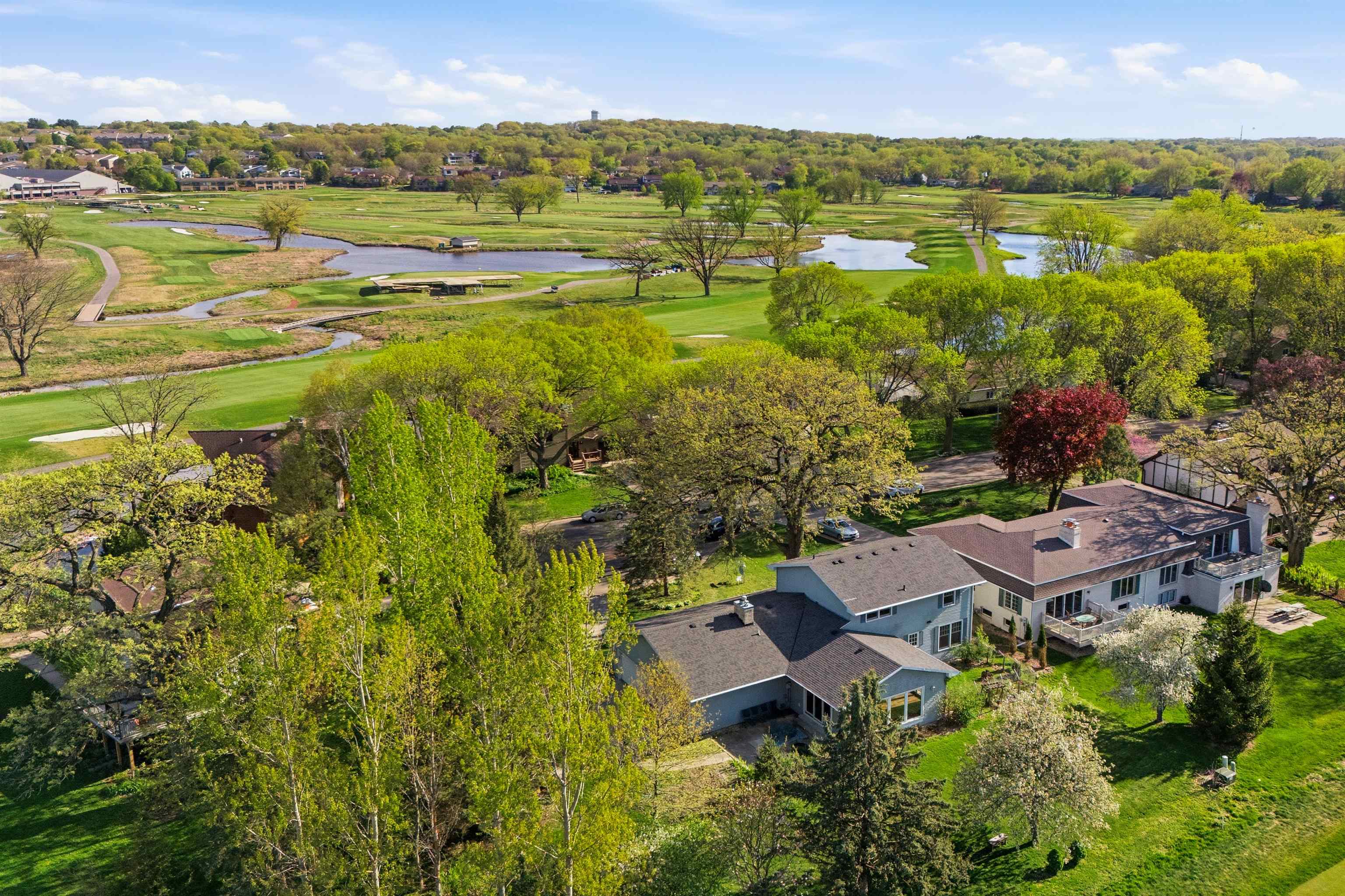 1542 Comanche Glen