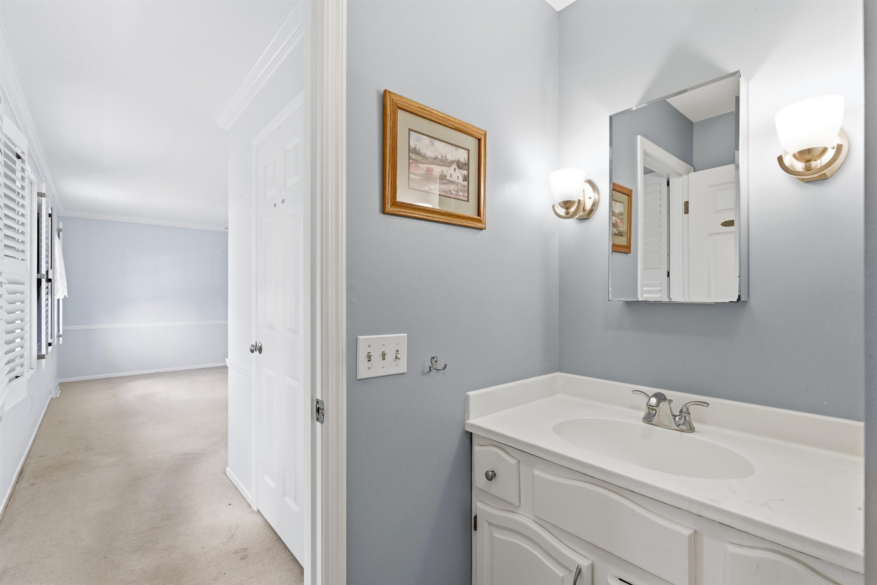 1542 Comanche Glen