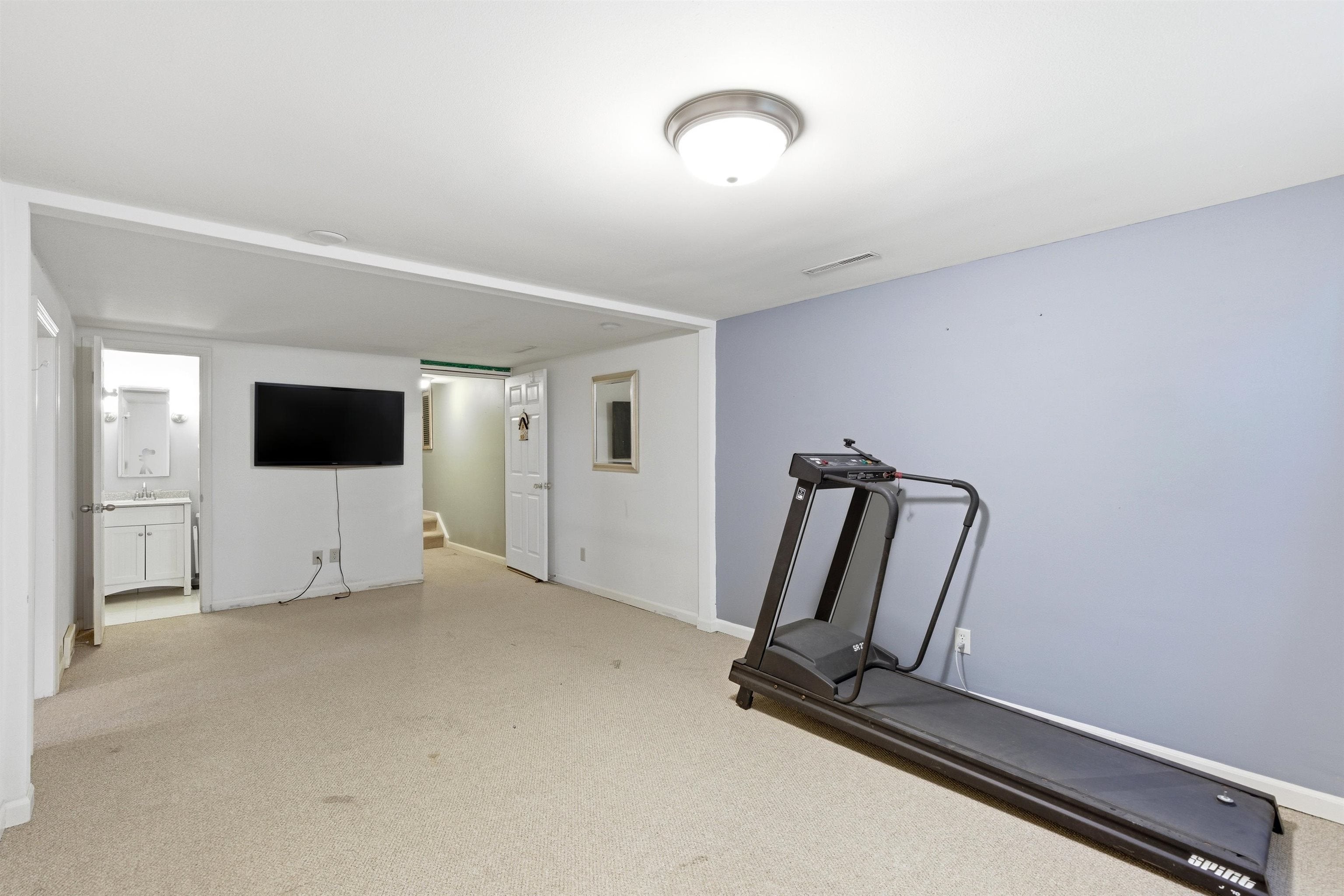 1542 Comanche Glen