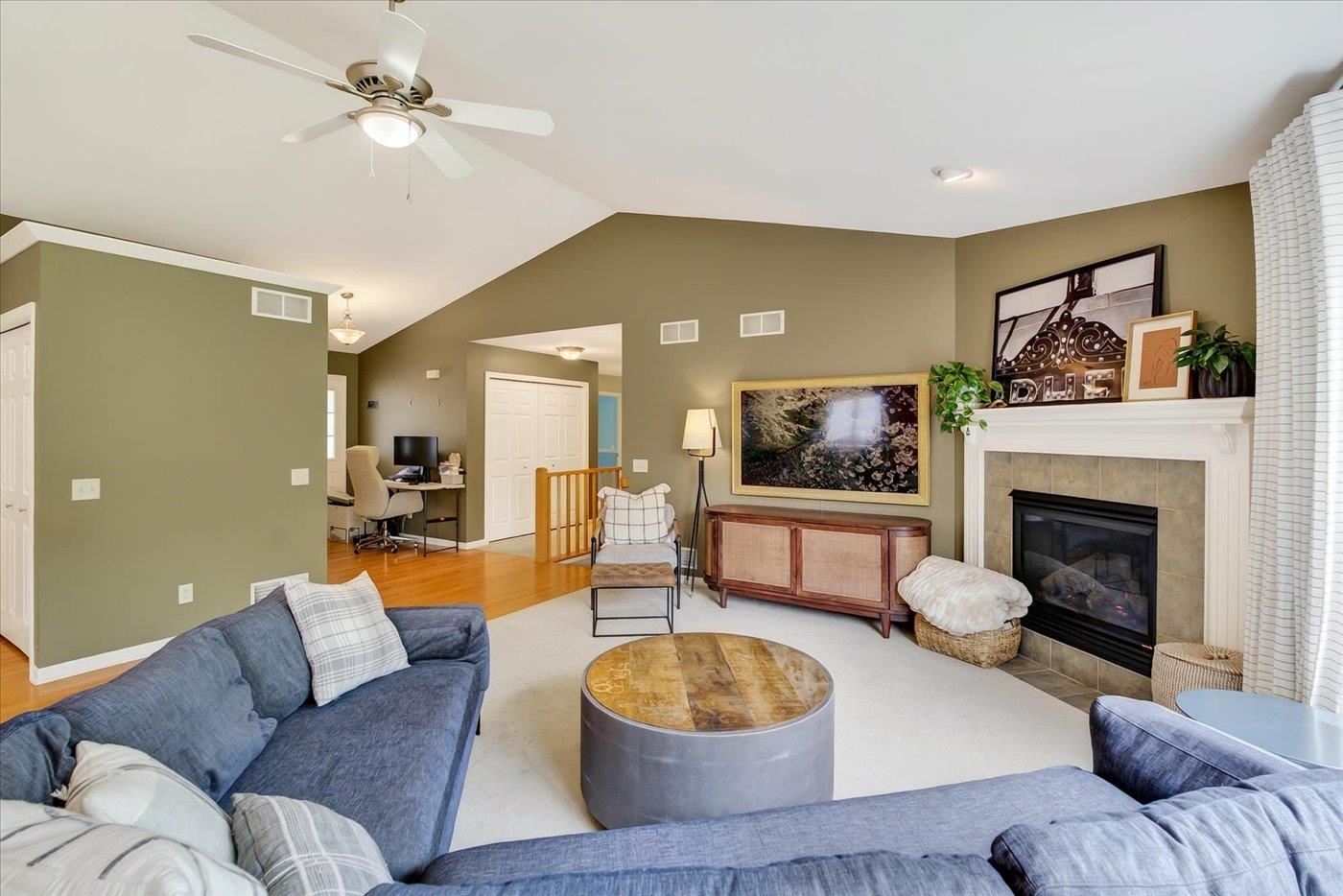 9423 White Fox Lane