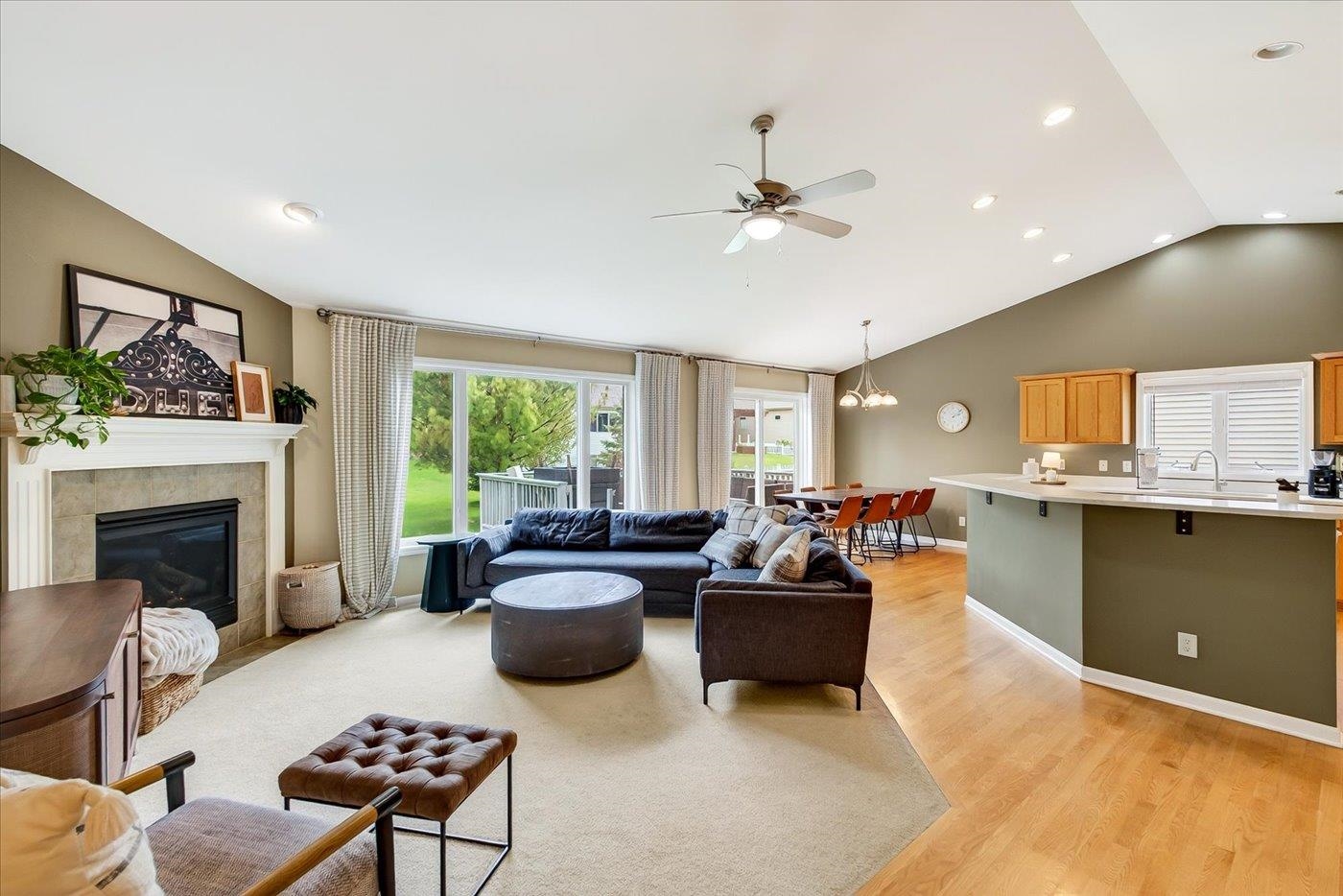 9423 White Fox Lane