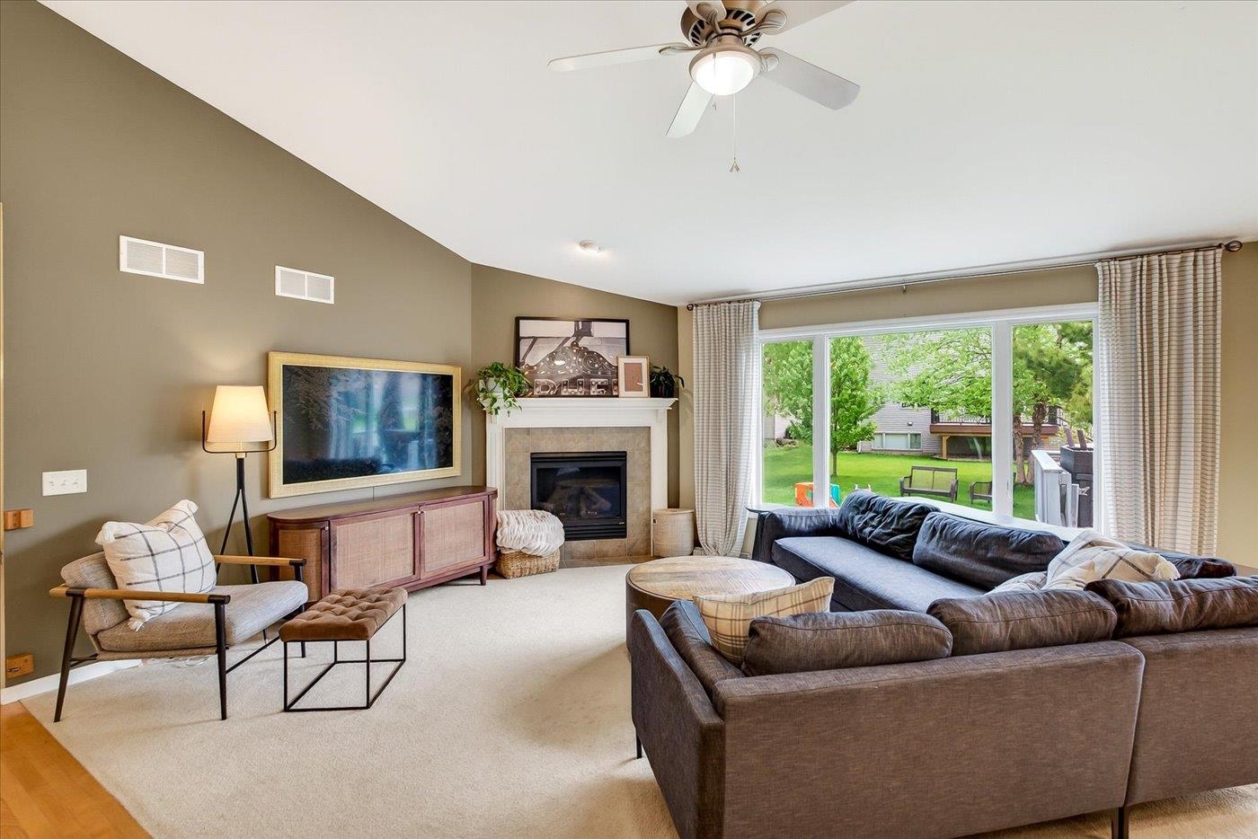 9423 White Fox Lane