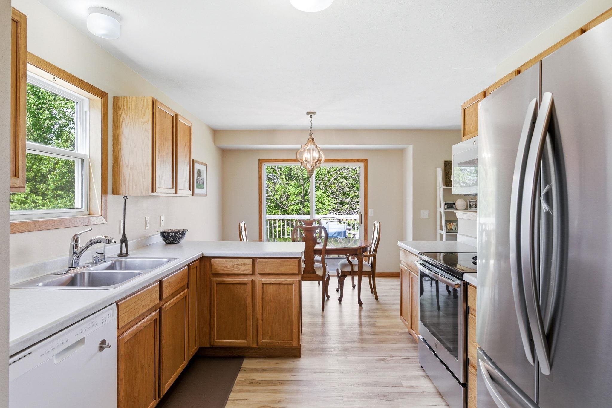 626 Meadowview Lane