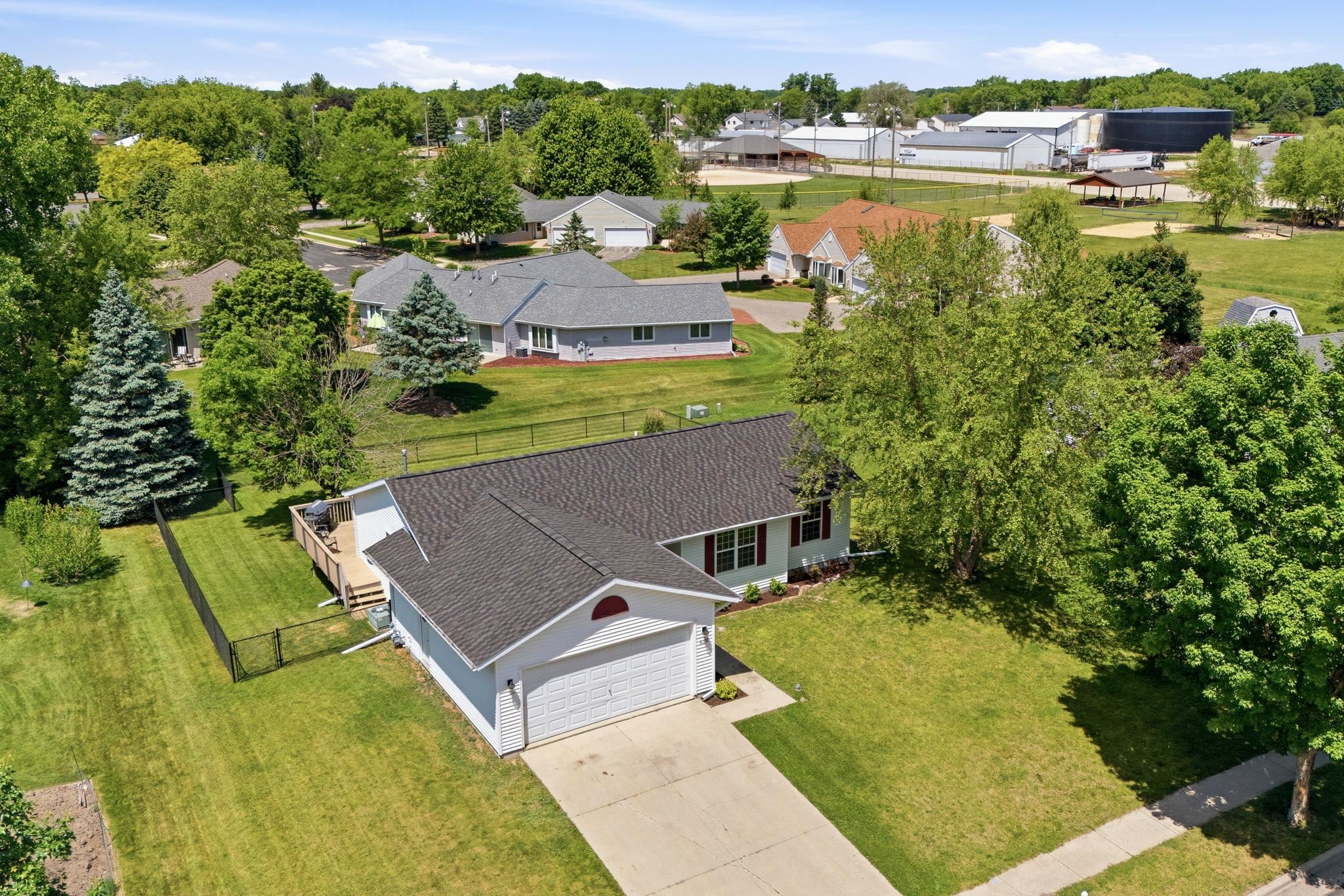 626 Meadowview Lane