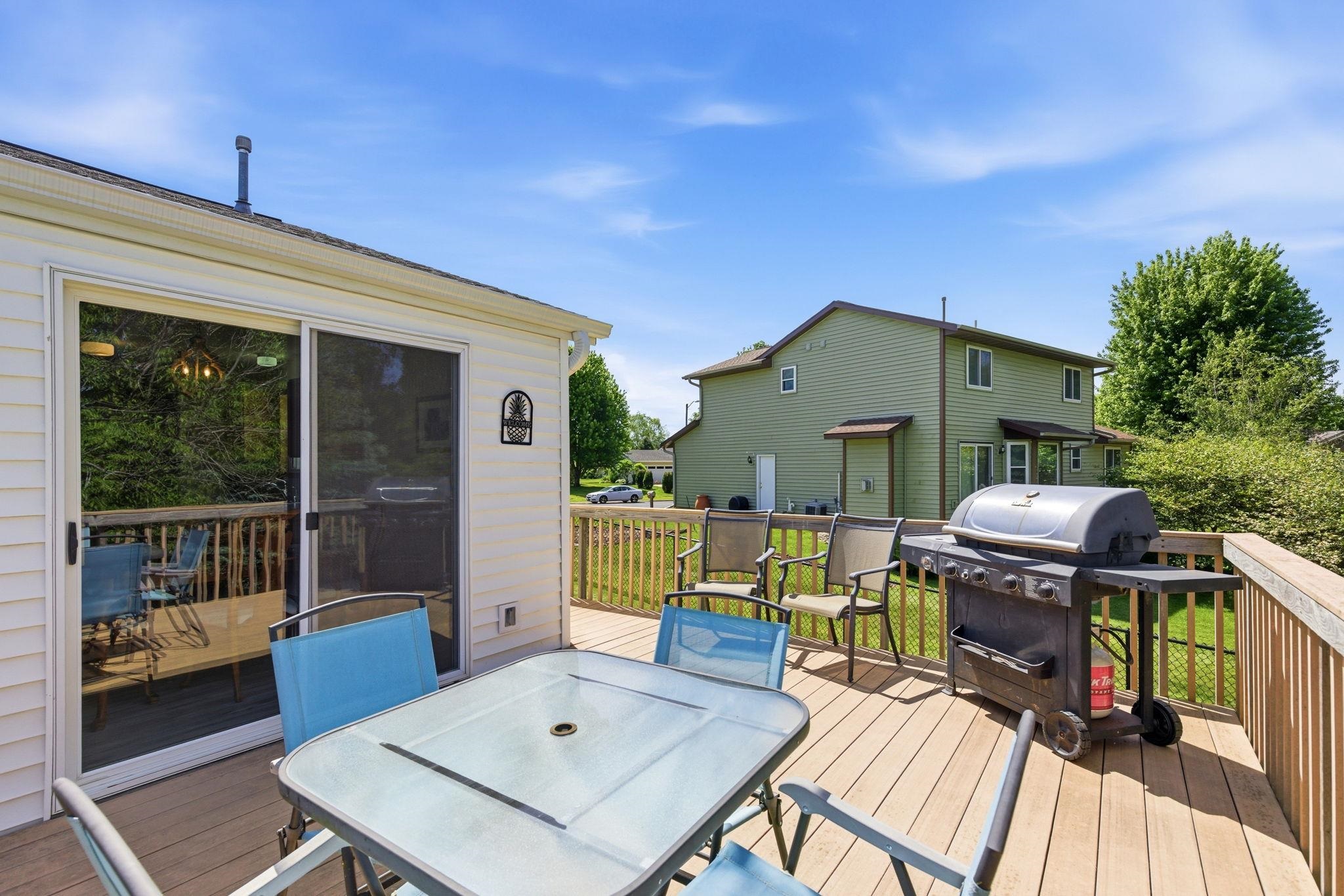 626 Meadowview Lane