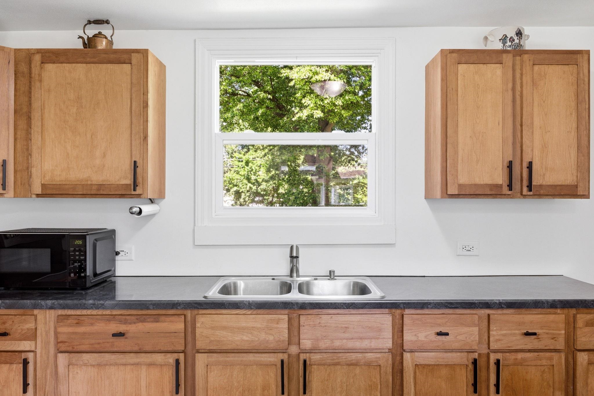121 N 5th Street