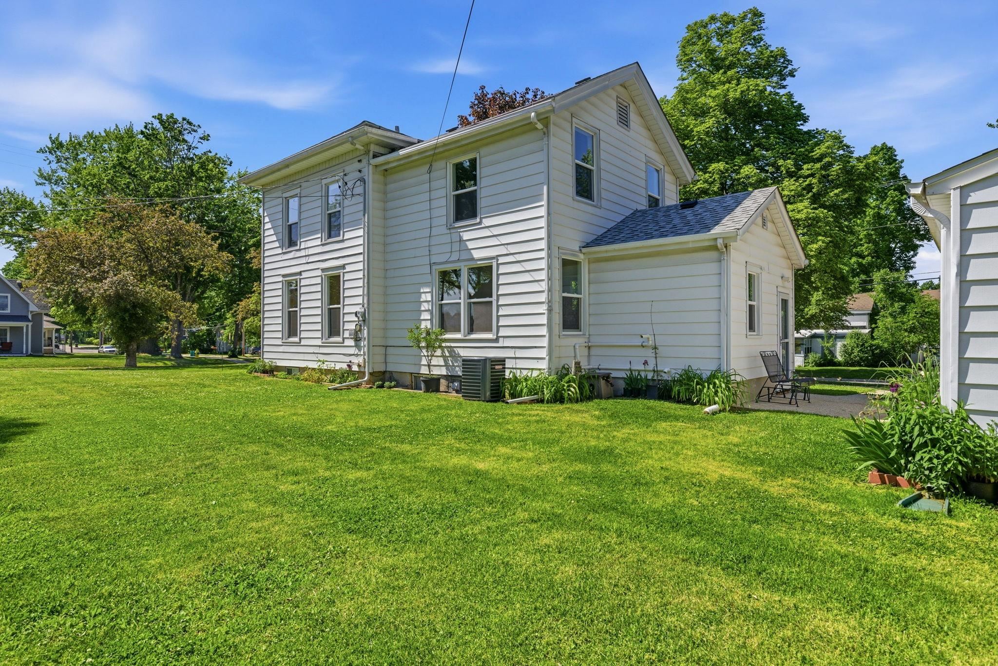 121 N 5th Street