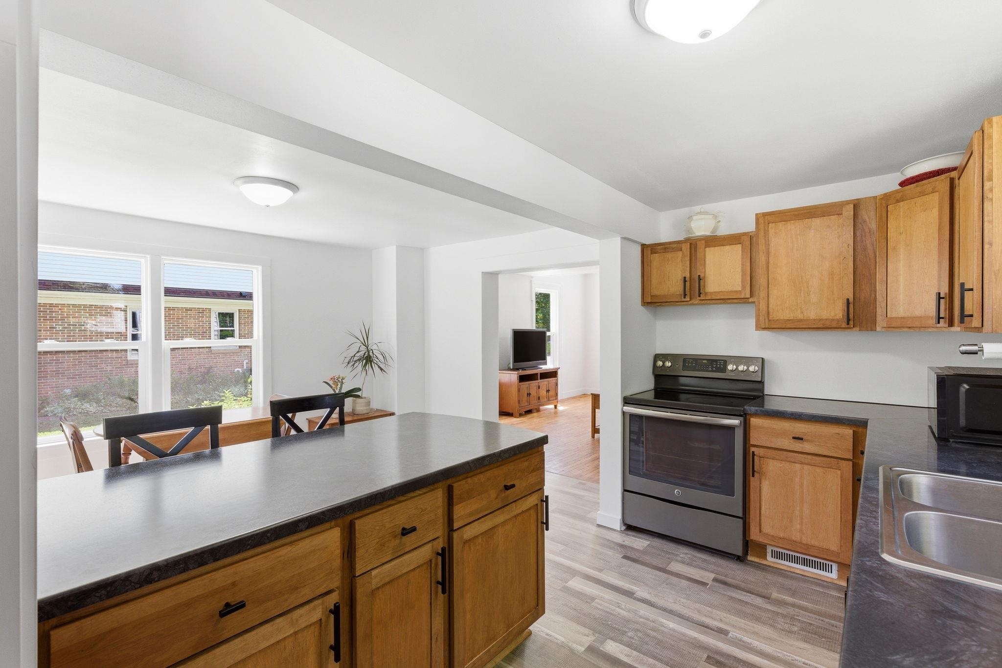 121 N 5th Street