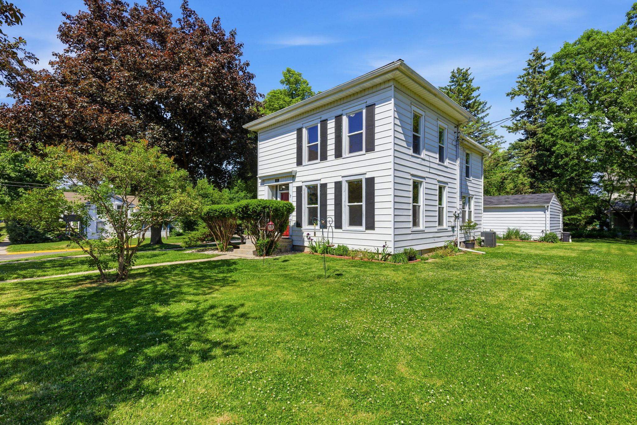 121 N 5th Street