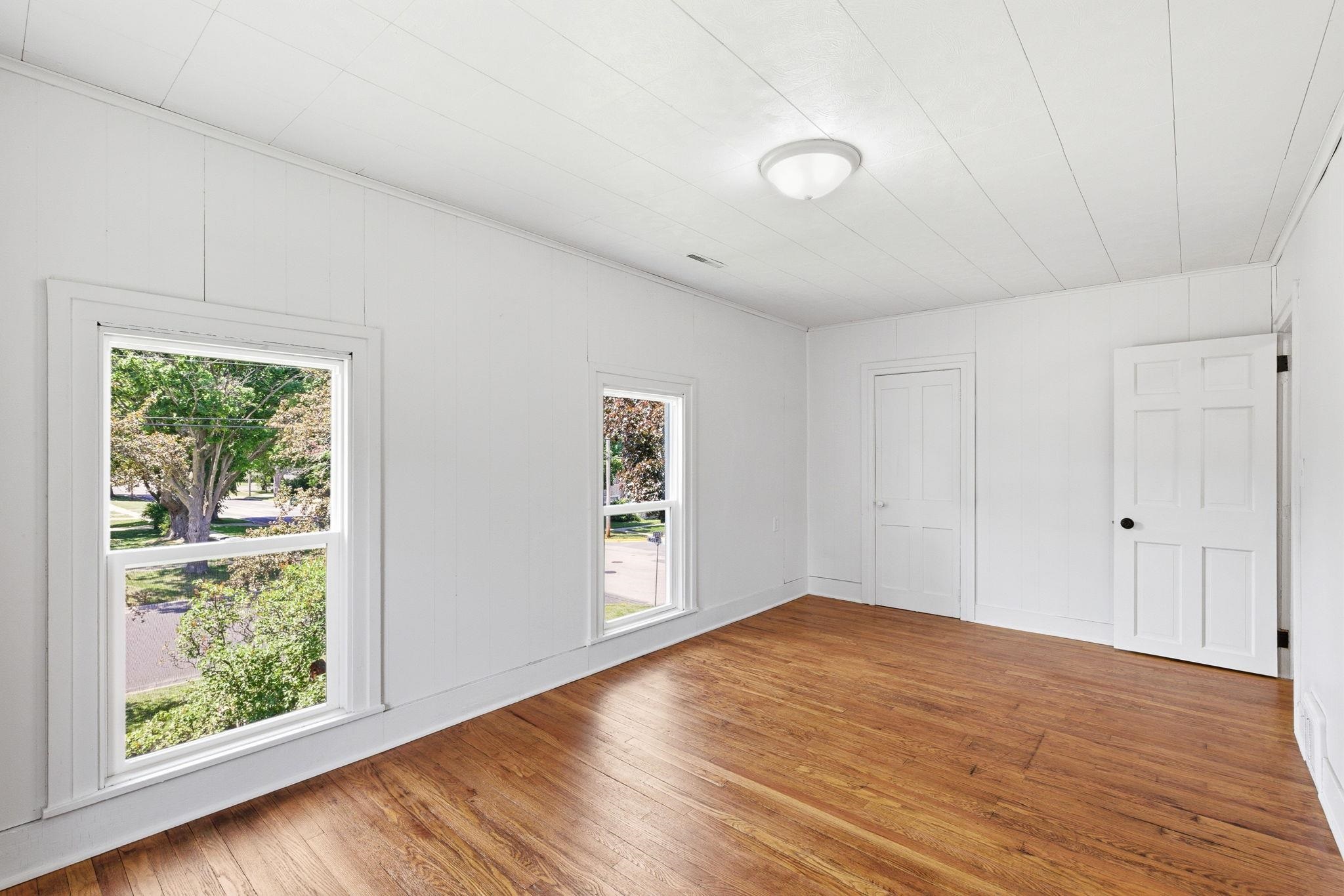 121 N 5th Street