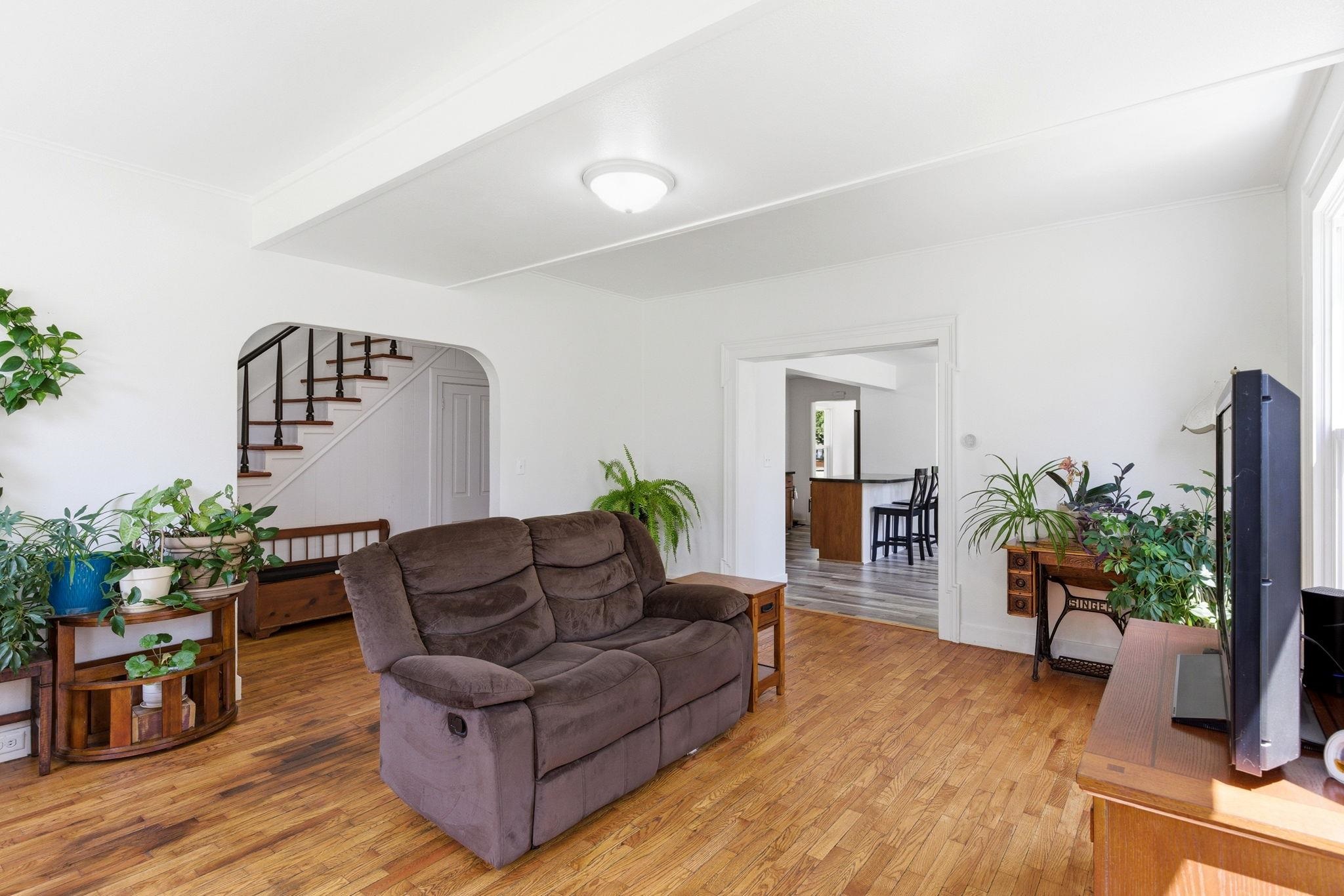 121 N 5th Street