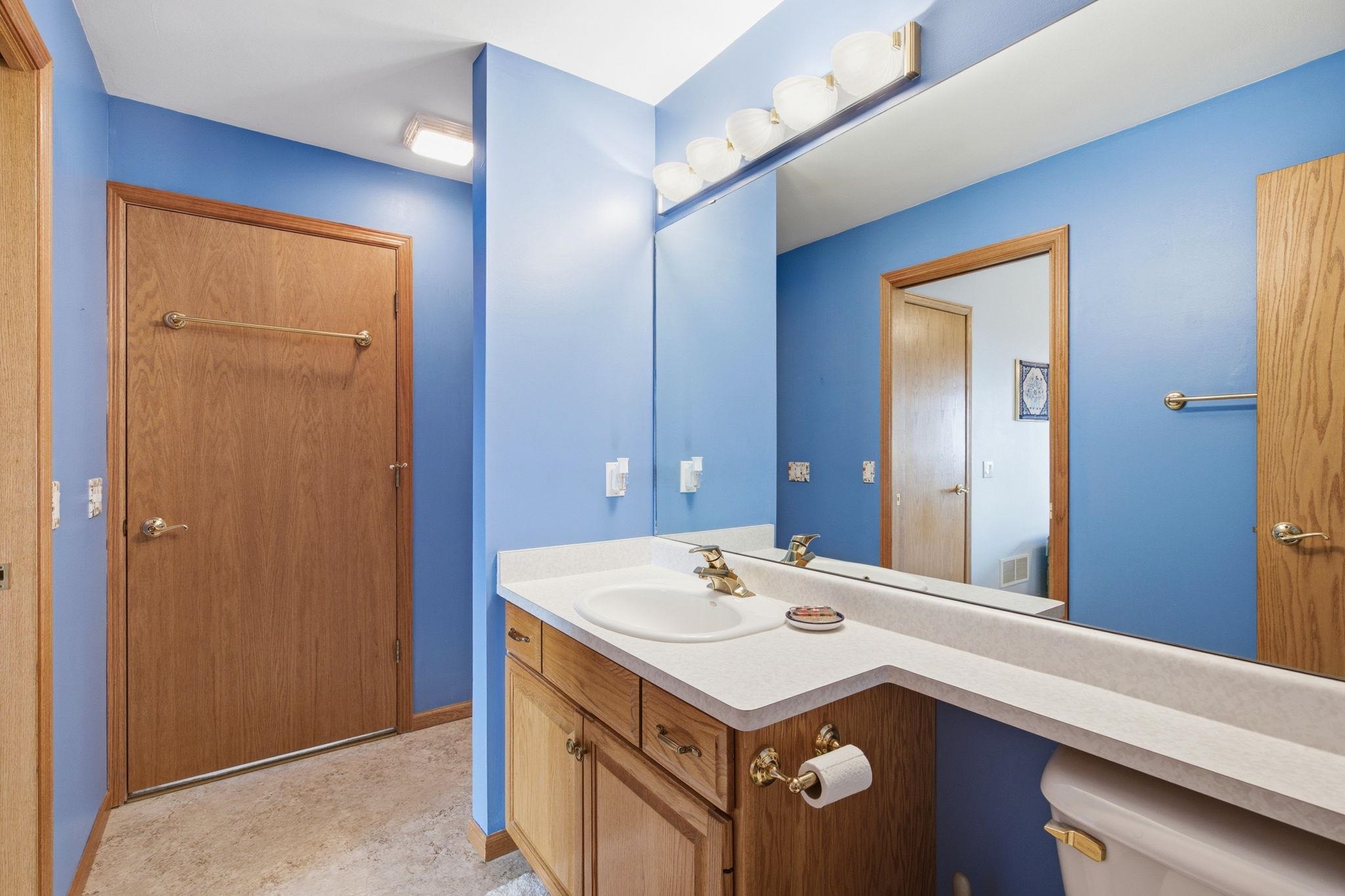 6802 Raymond Road 108