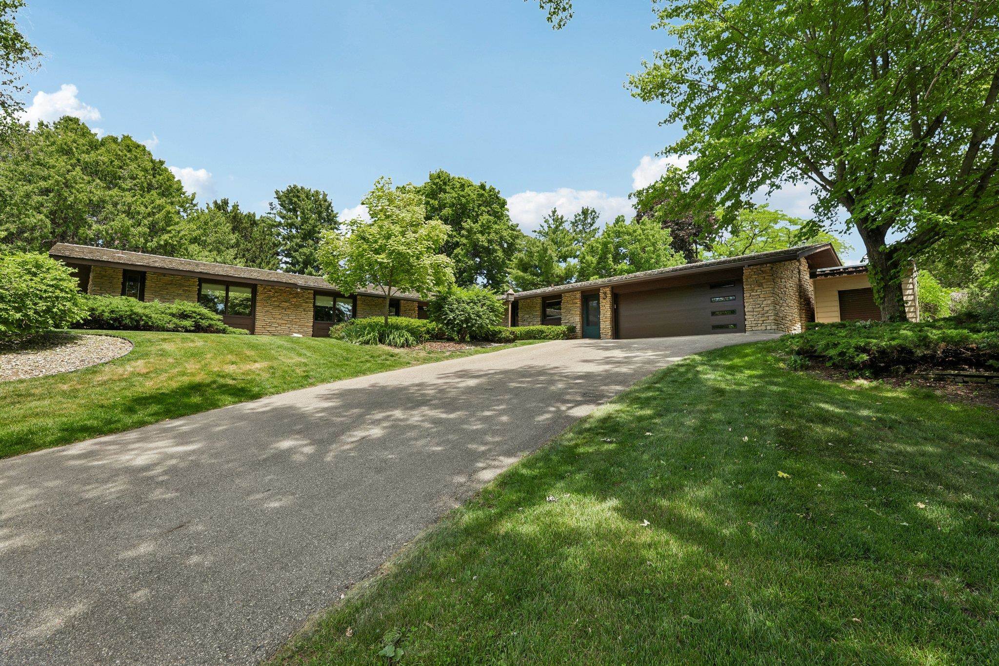 3 Waushara Circle