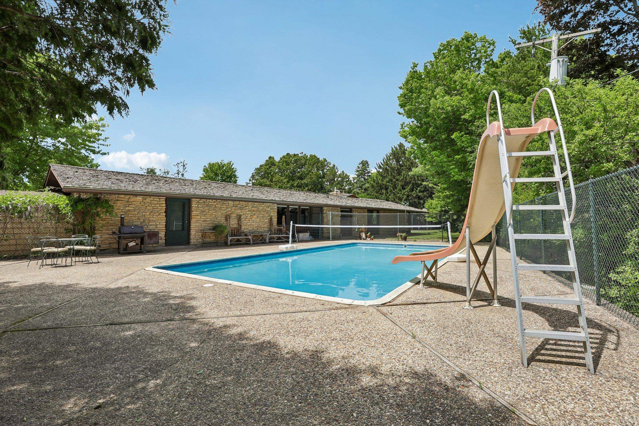 3 Waushara Circle