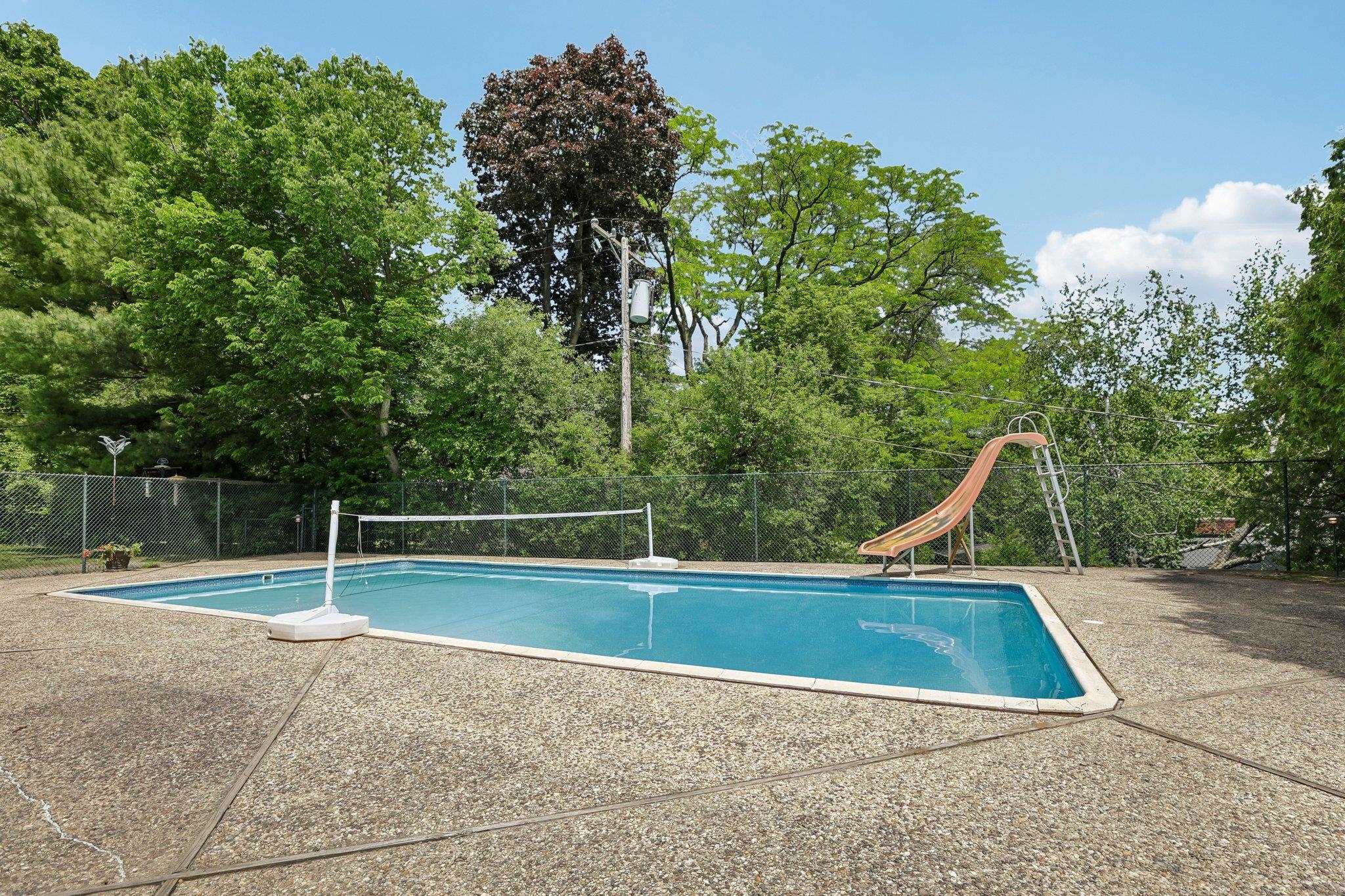 3 Waushara Circle
